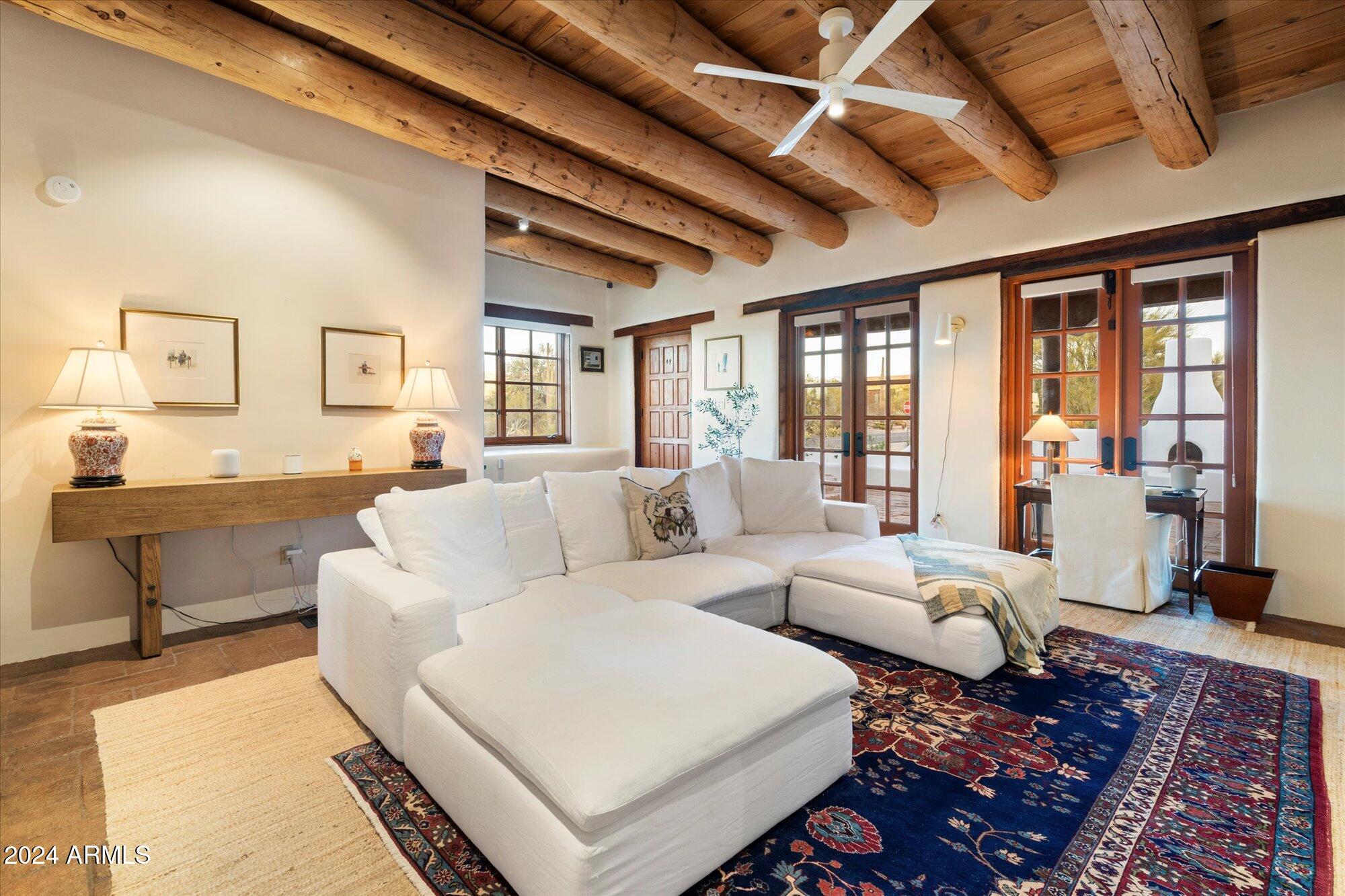 7614 E ROCKING CHAIR Road