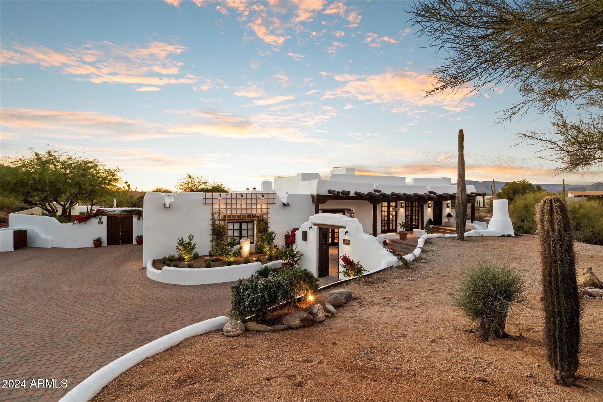 7614 E ROCKING CHAIR Road