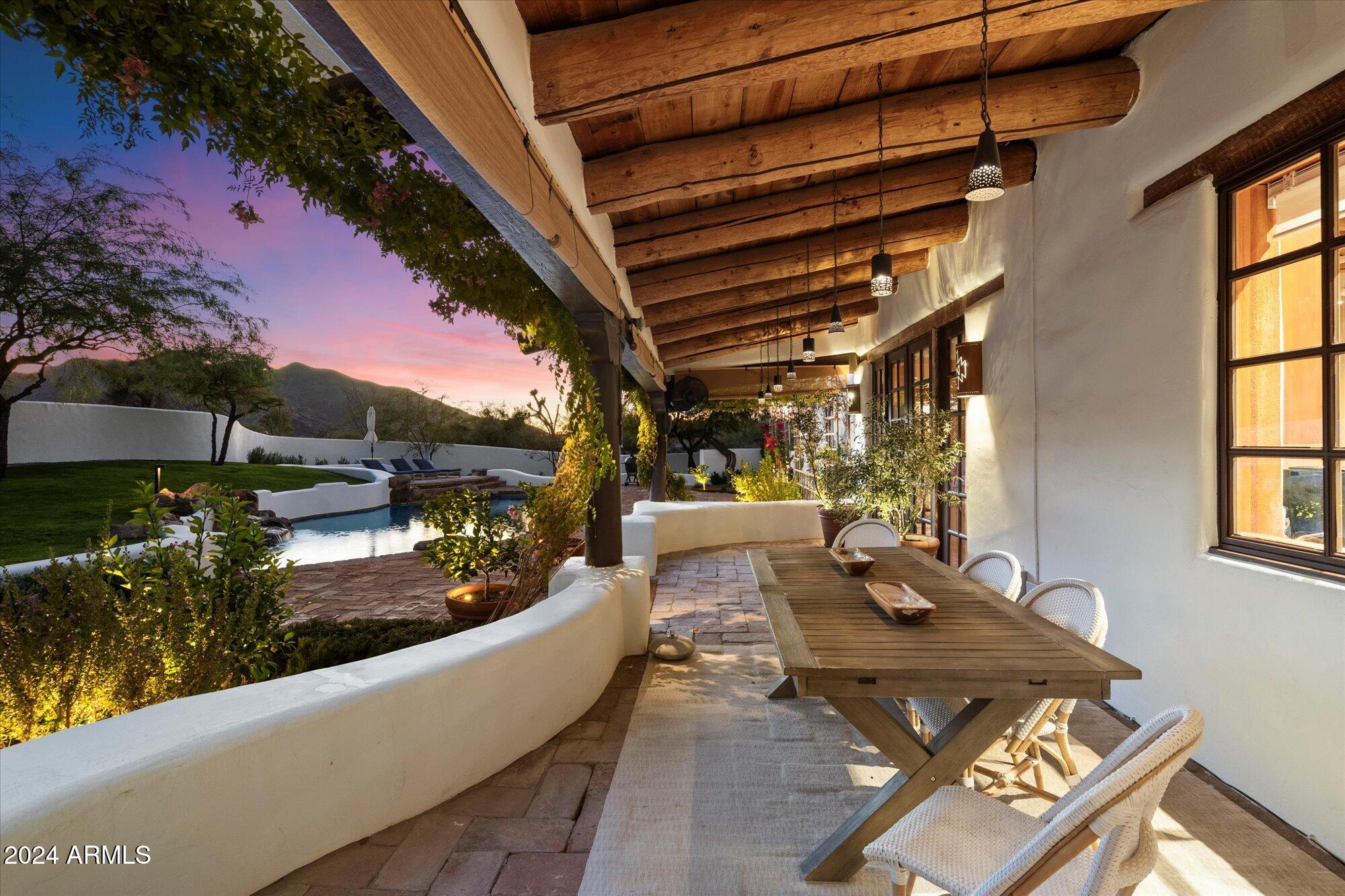 7614 E ROCKING CHAIR Road