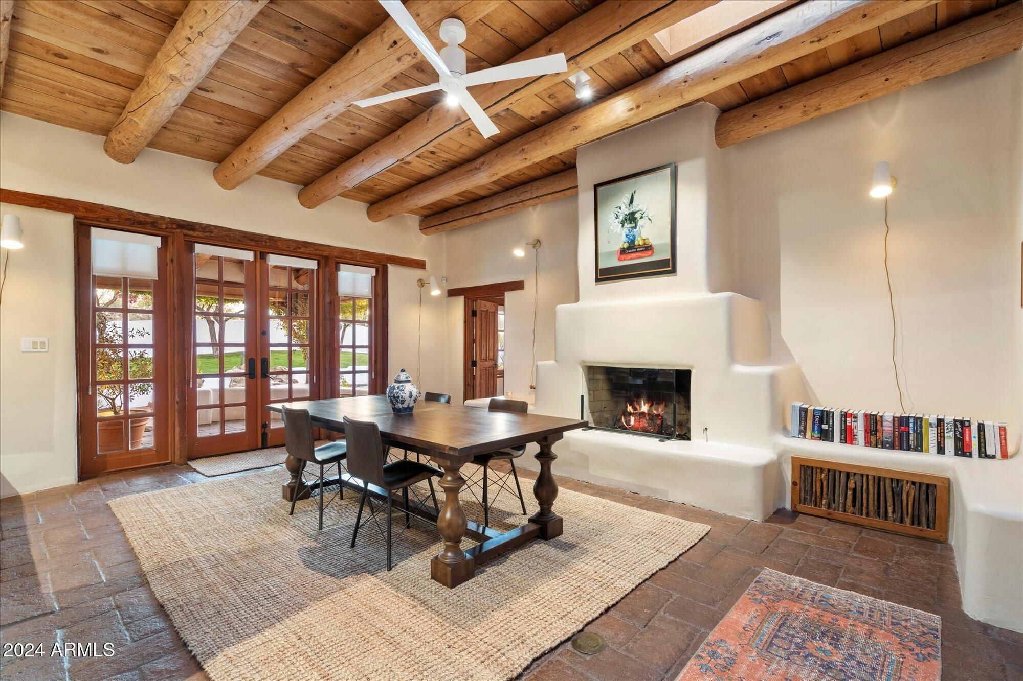 7614 E ROCKING CHAIR Road