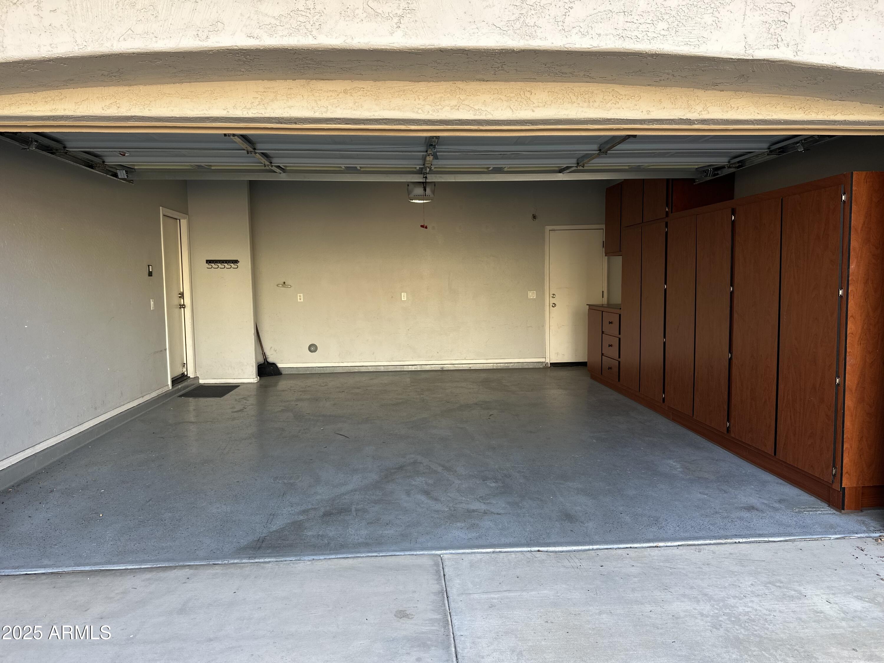 3886 S CRICKET Drive