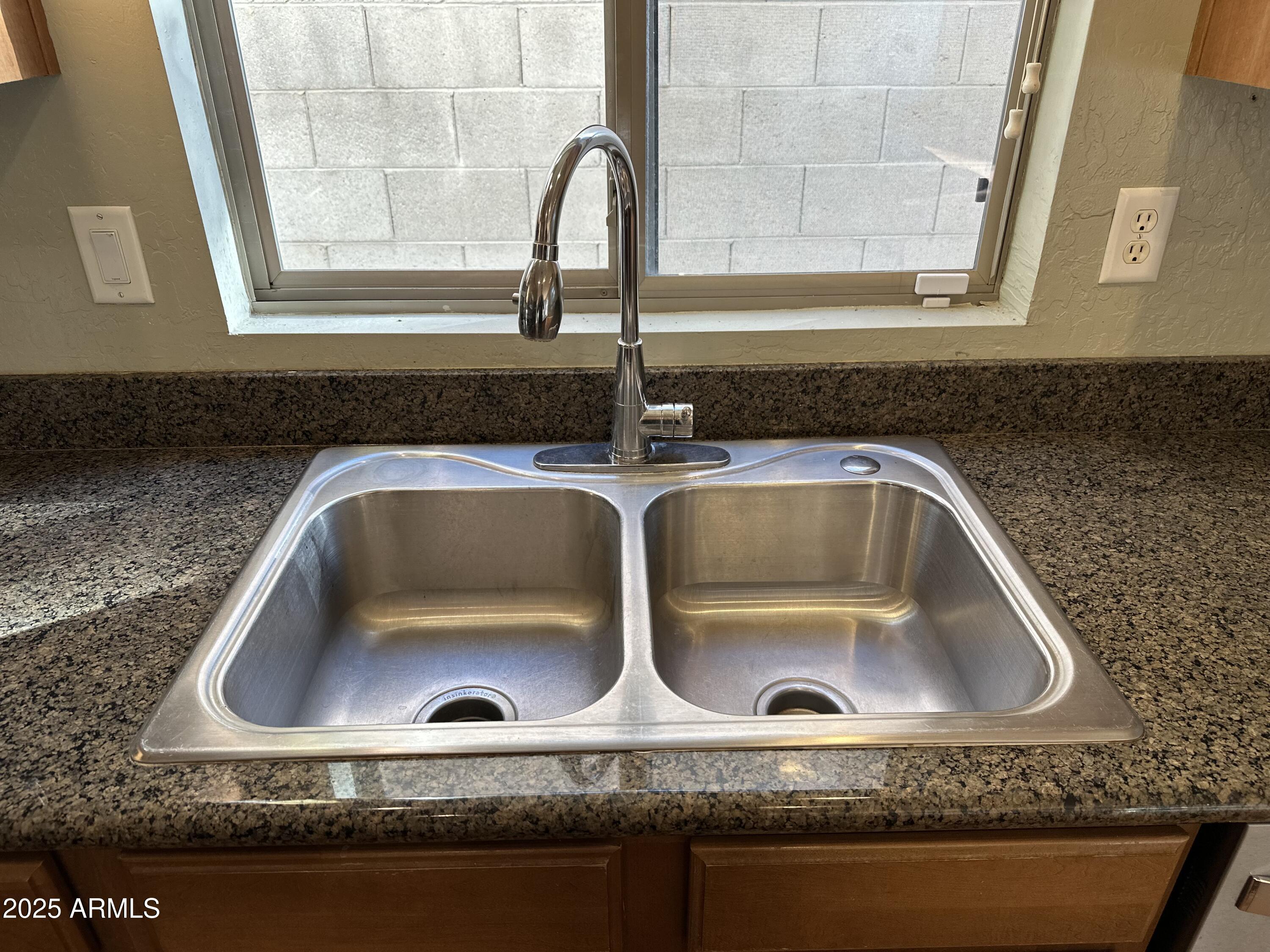 3886 S CRICKET Drive