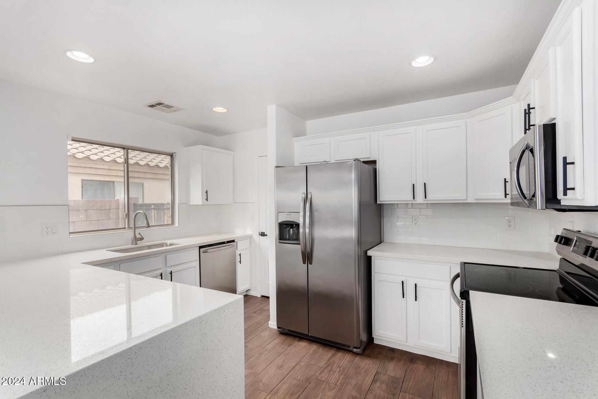 23957 W TONTO Street