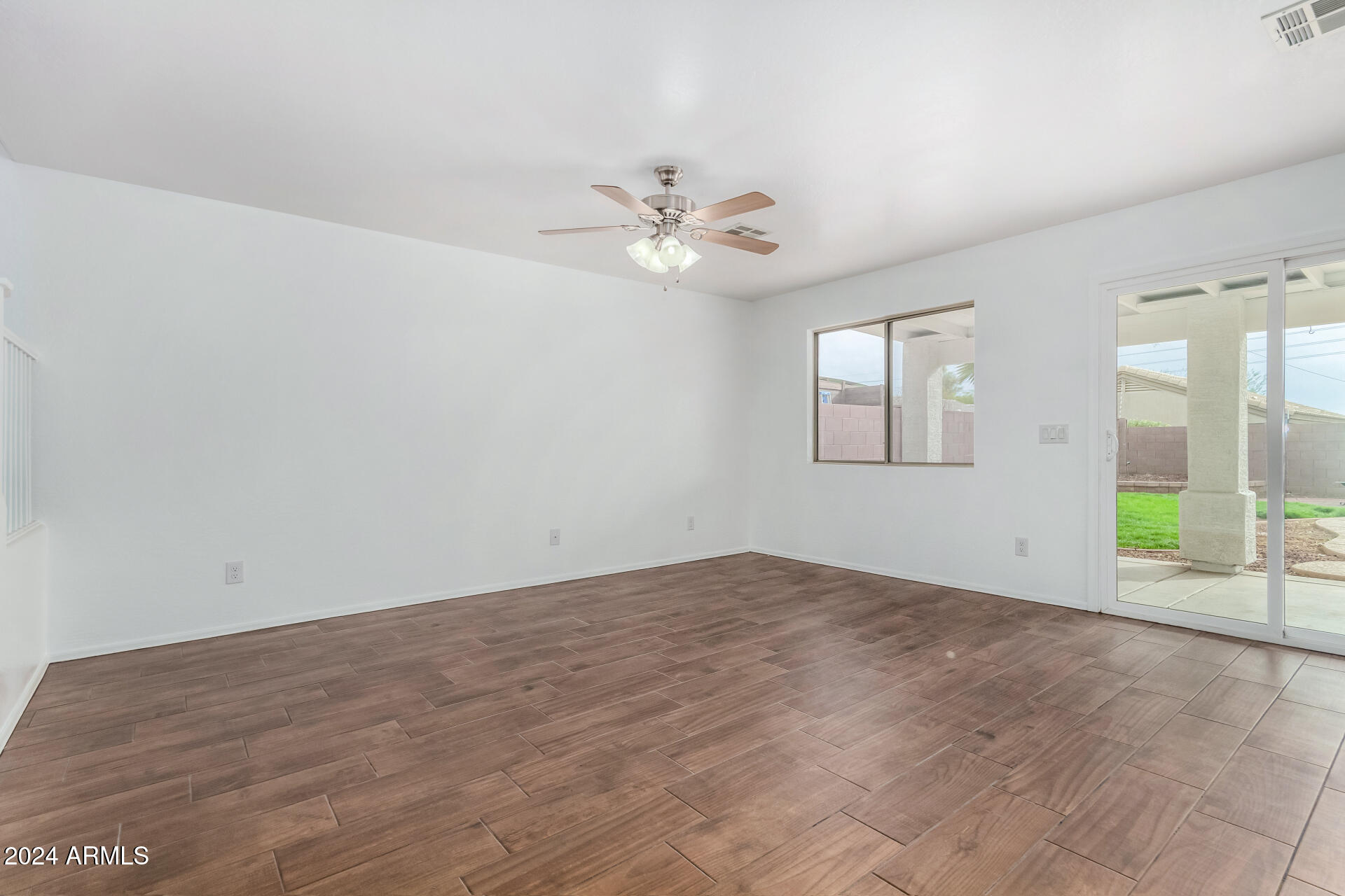 23957 W TONTO Street