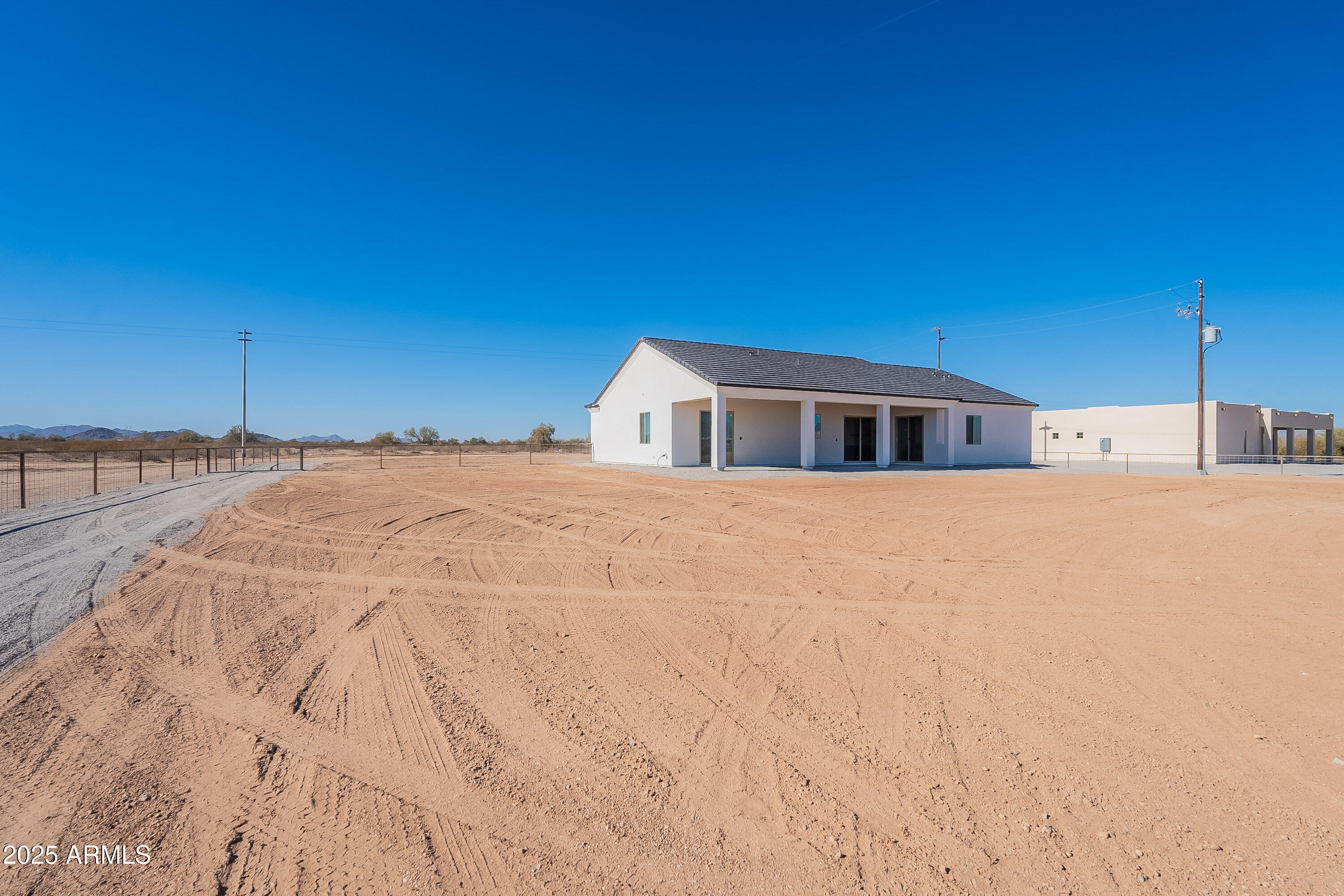 26623 S 187th Avenue