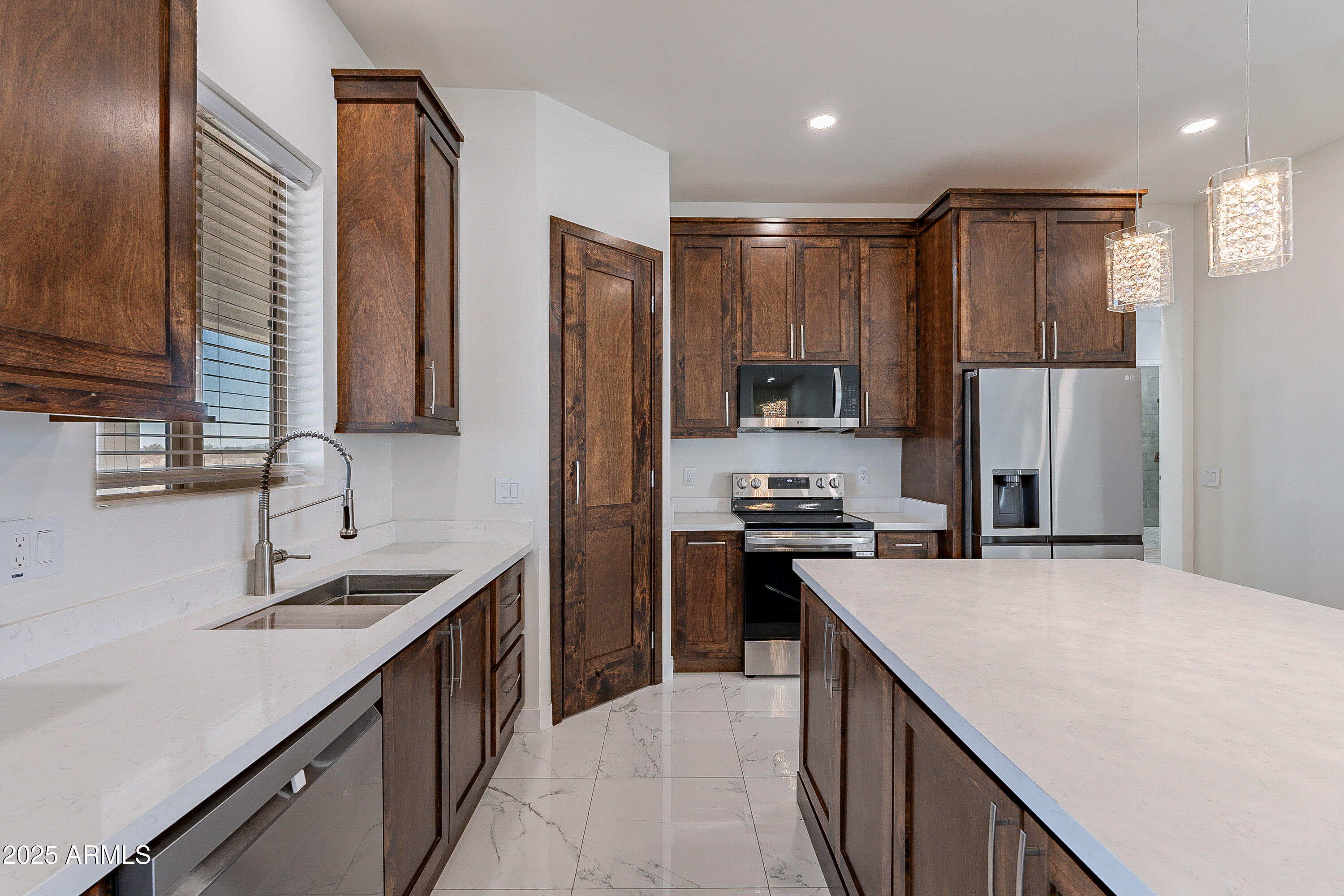 26623 S 187th Avenue