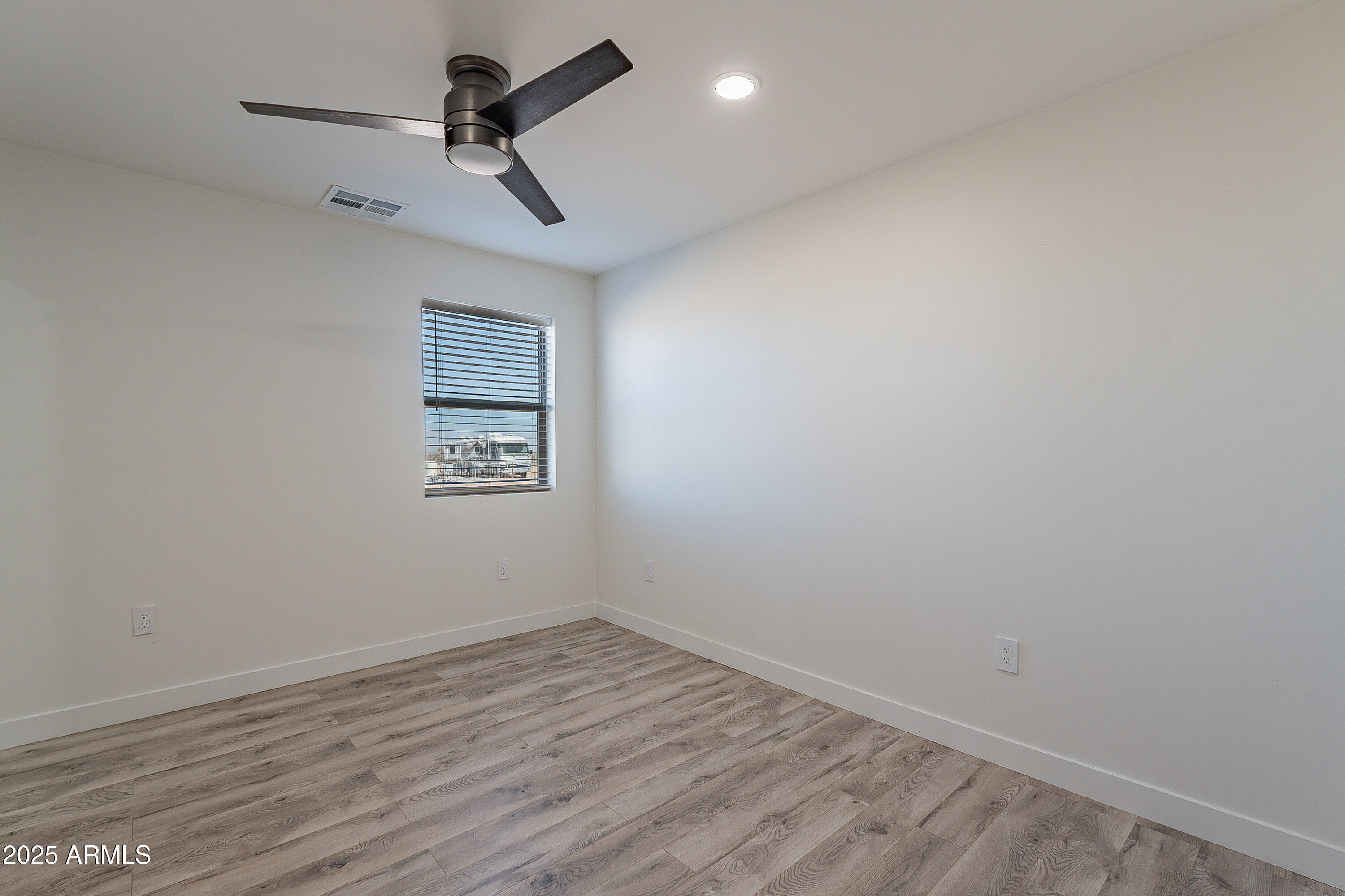 26623 S 187th Avenue