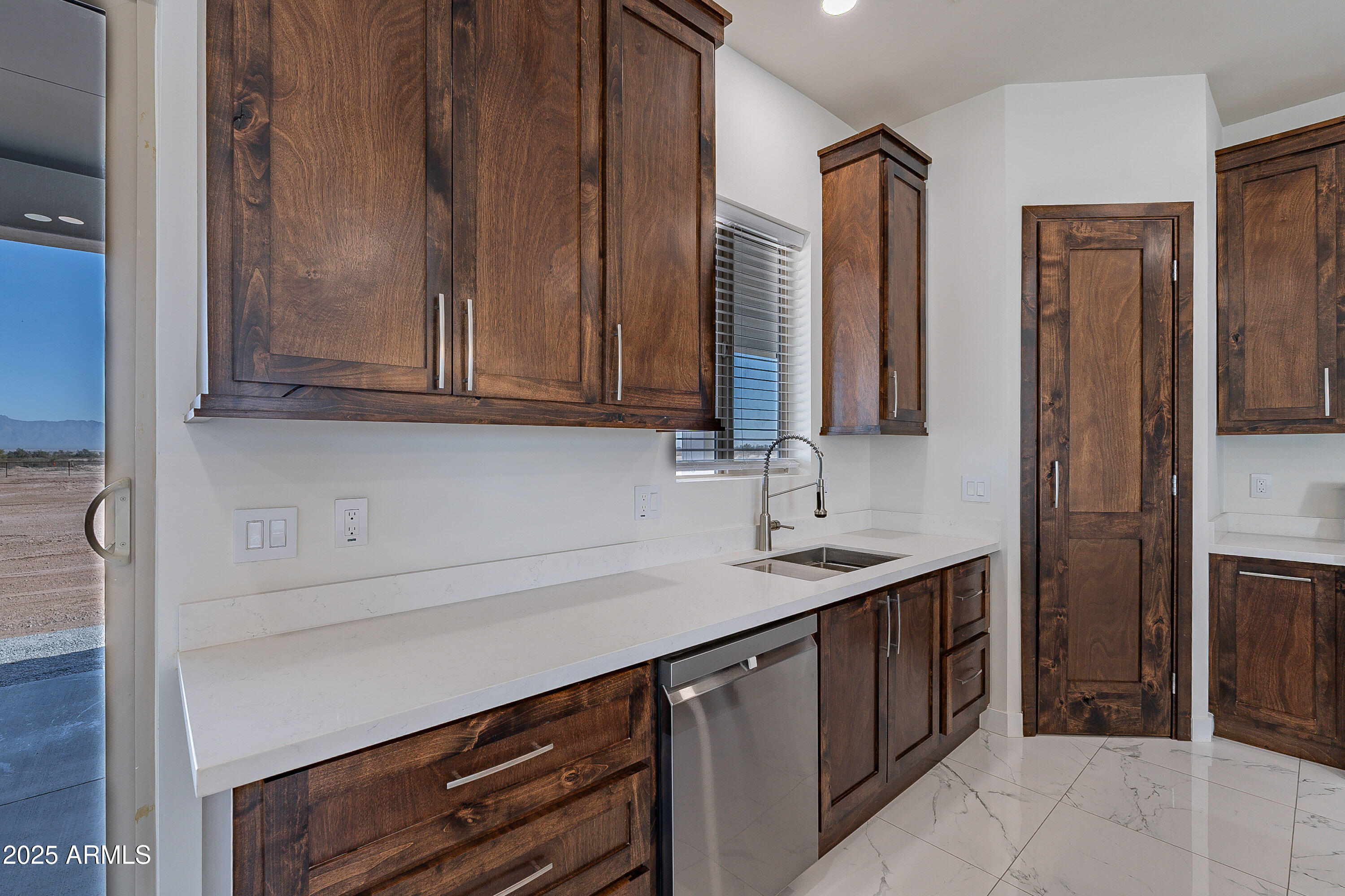 26623 S 187th Avenue