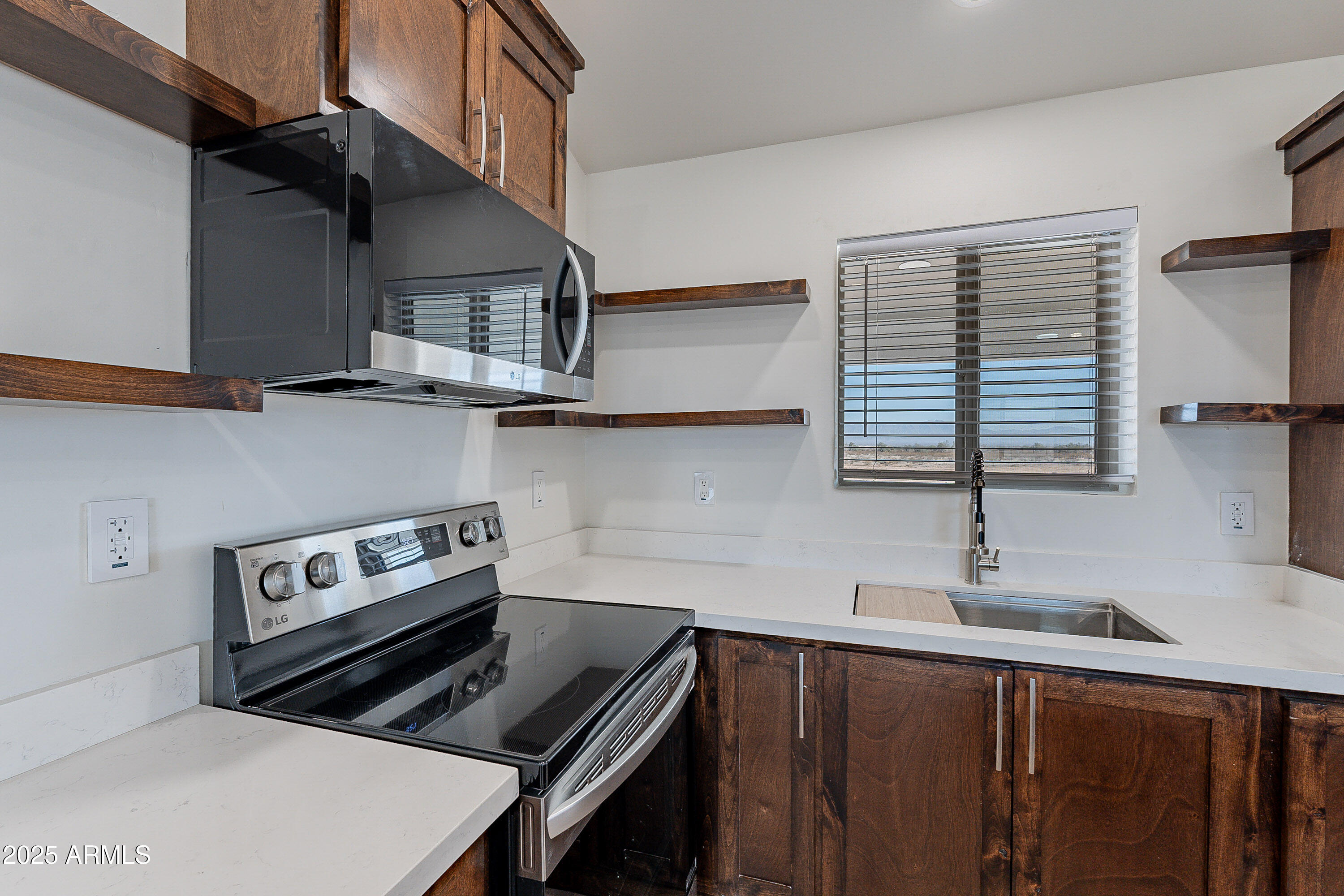 26623 S 187th Avenue