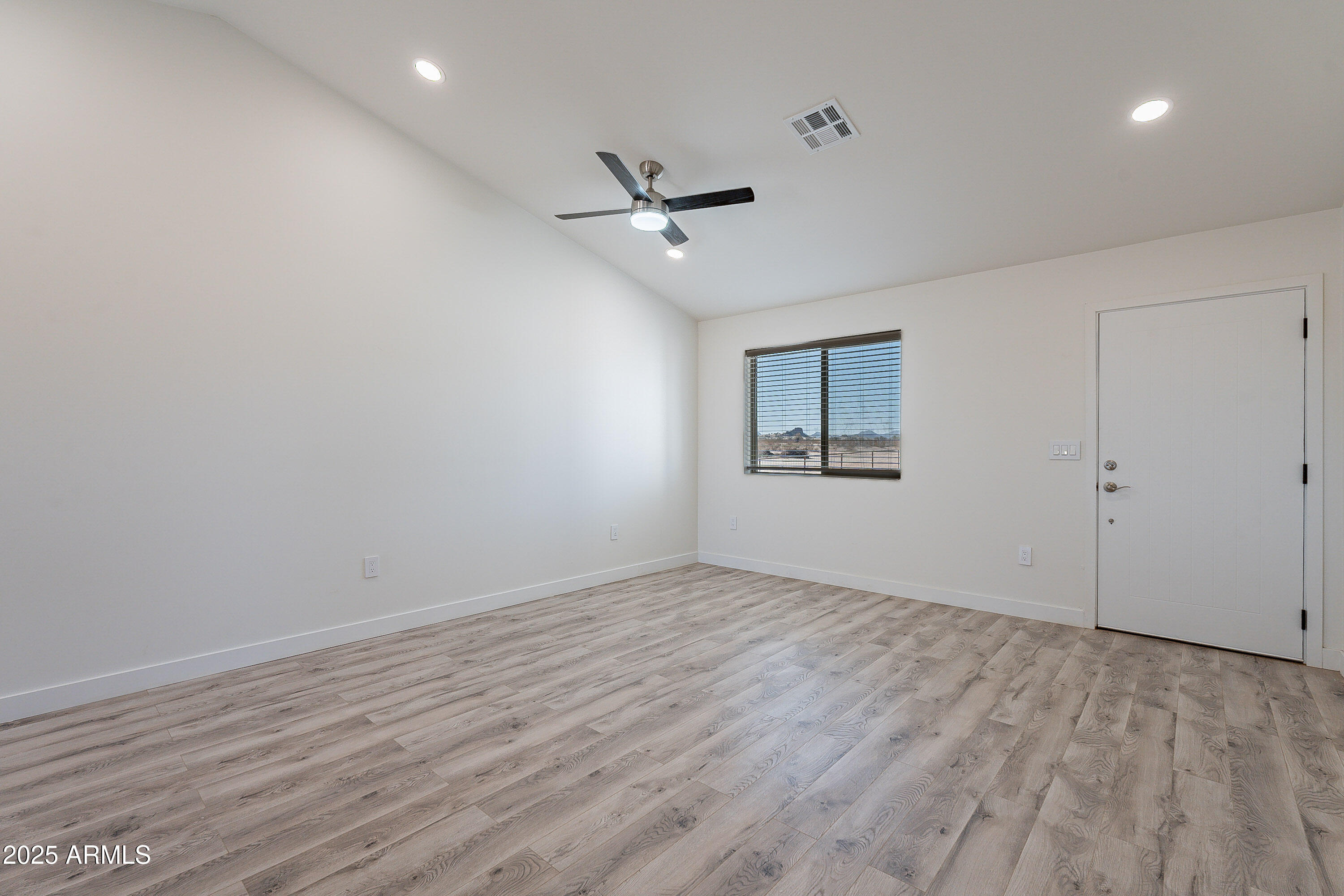 26623 S 187th Avenue