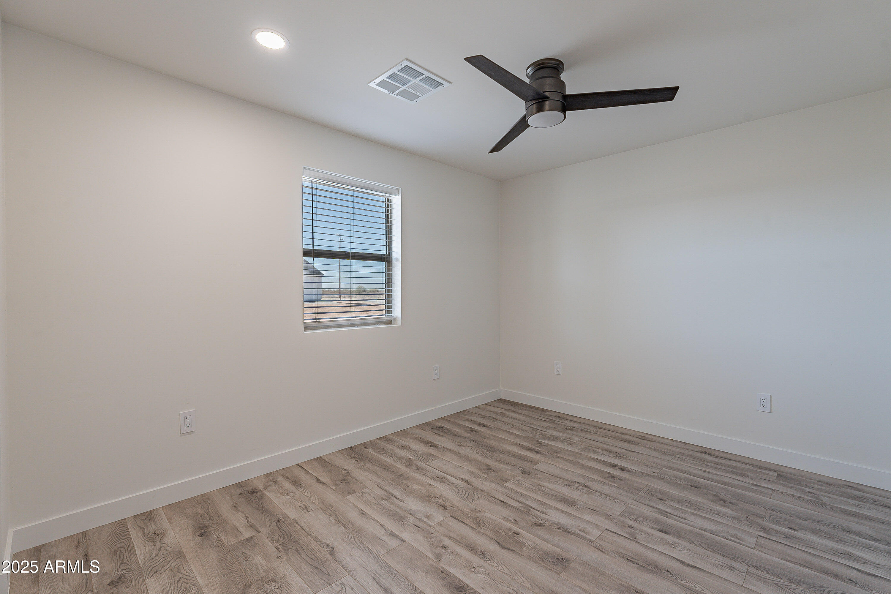 26623 S 187th Avenue