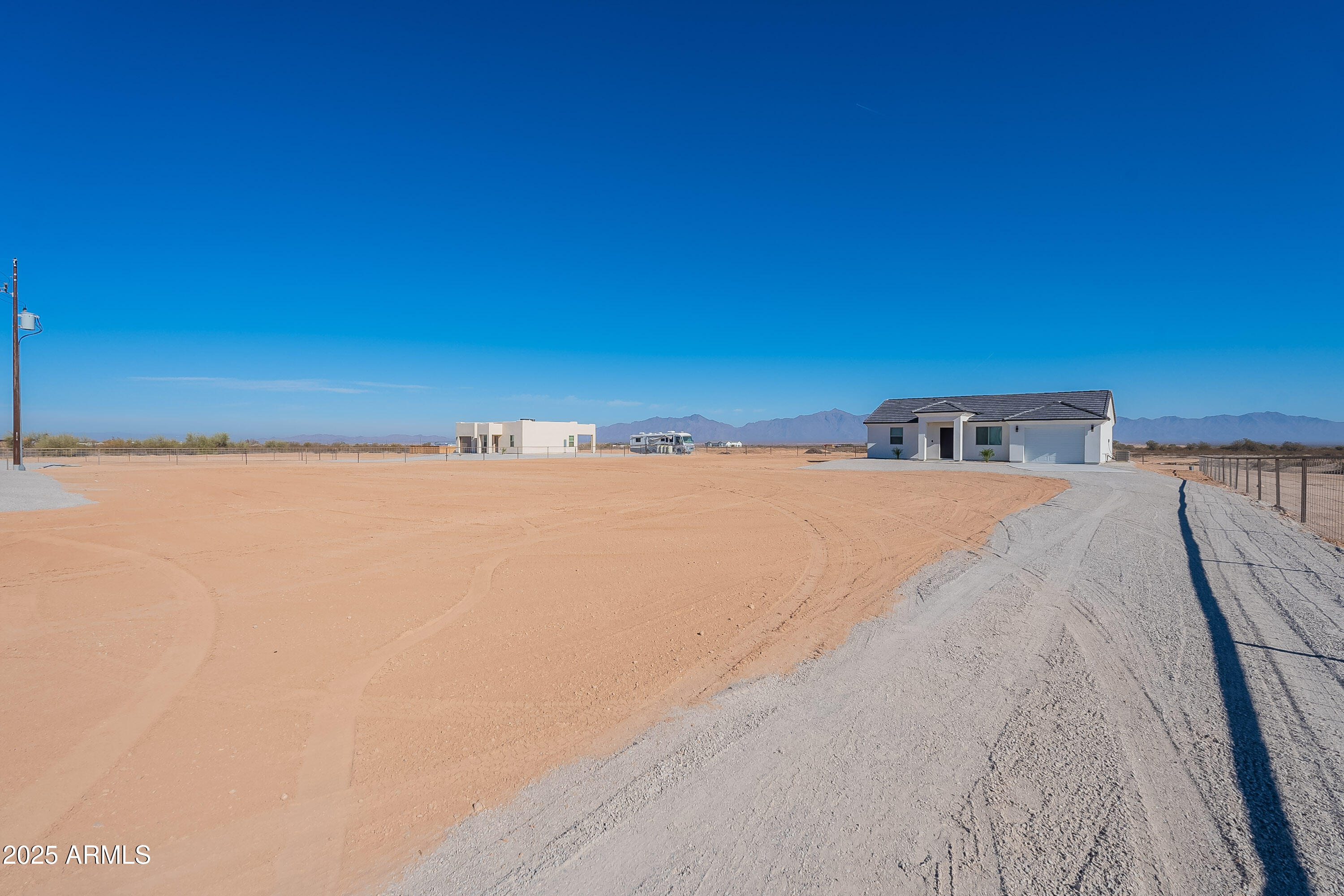 26623 S 187th Avenue