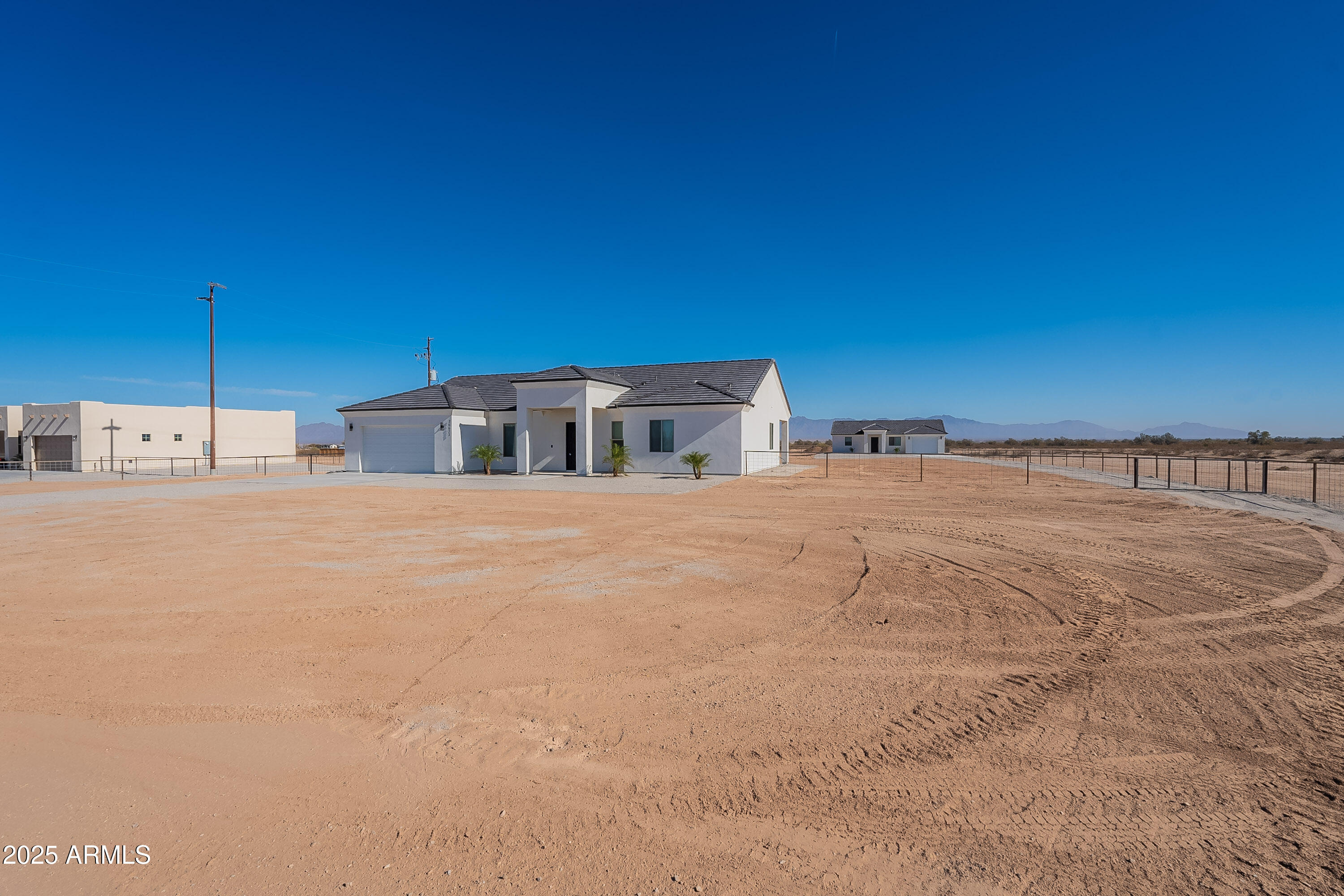 26623 S 187th Avenue