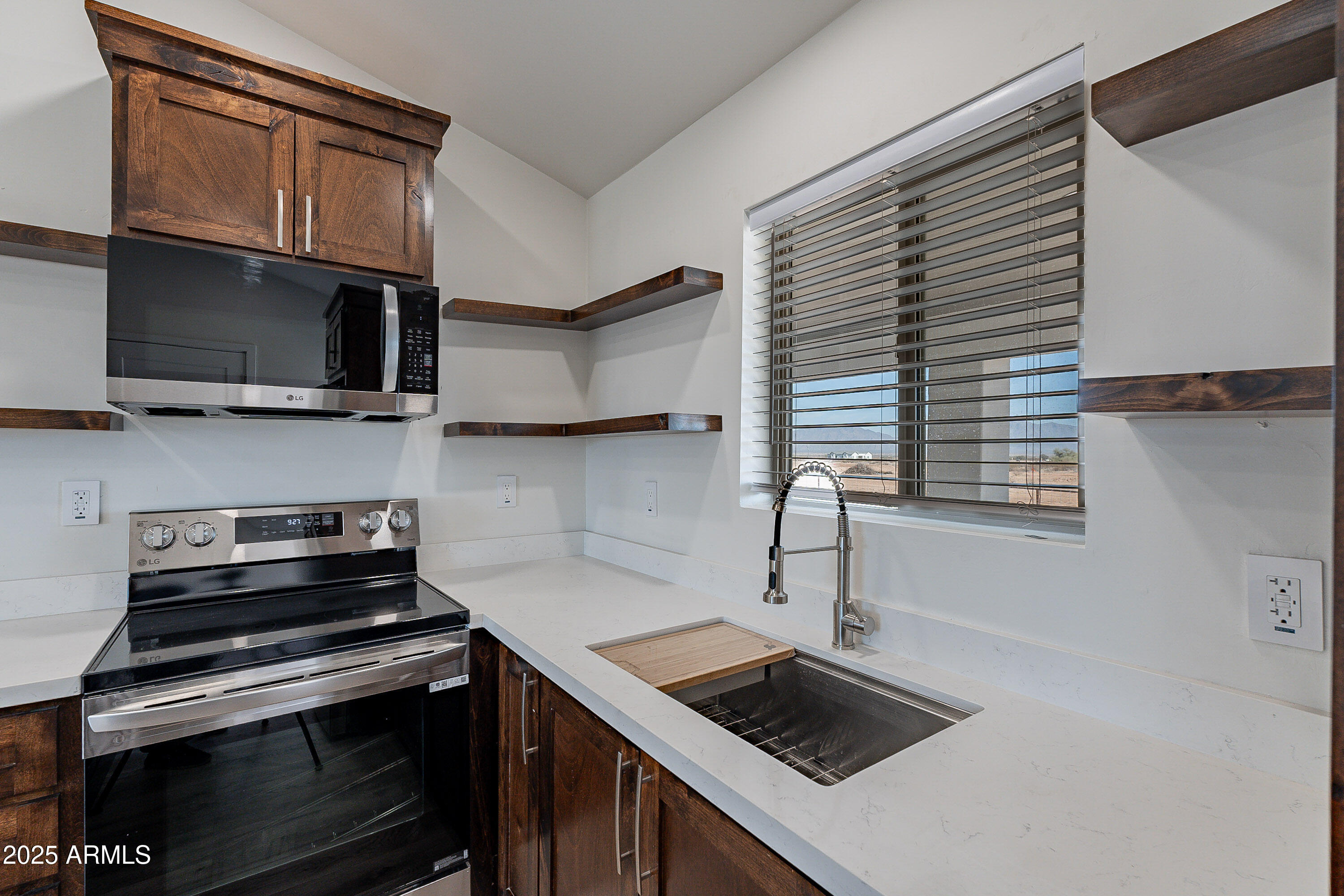 26623 S 187th Avenue