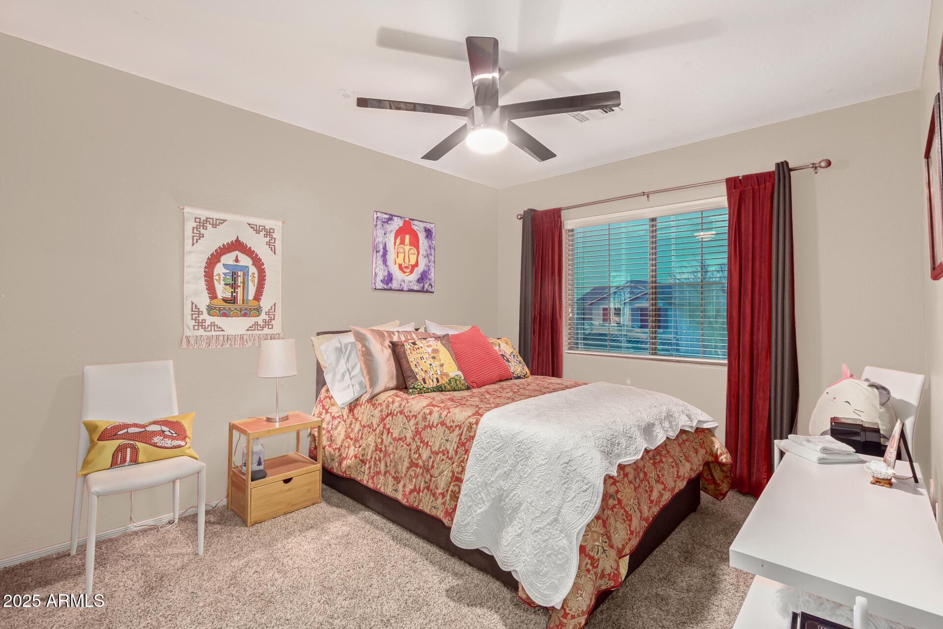 3767 W DESERT CREEK Lane