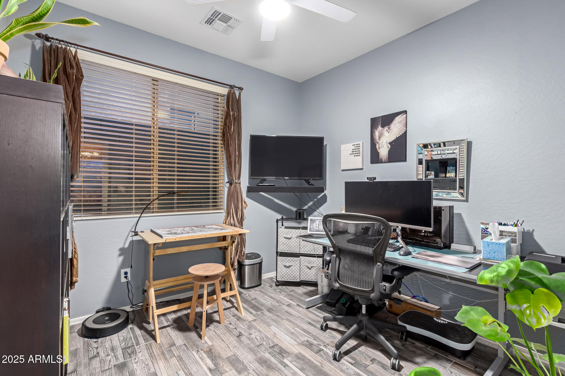 3767 W DESERT CREEK Lane