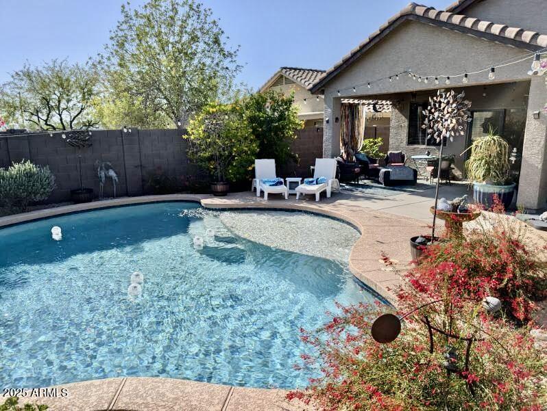 3767 W DESERT CREEK Lane