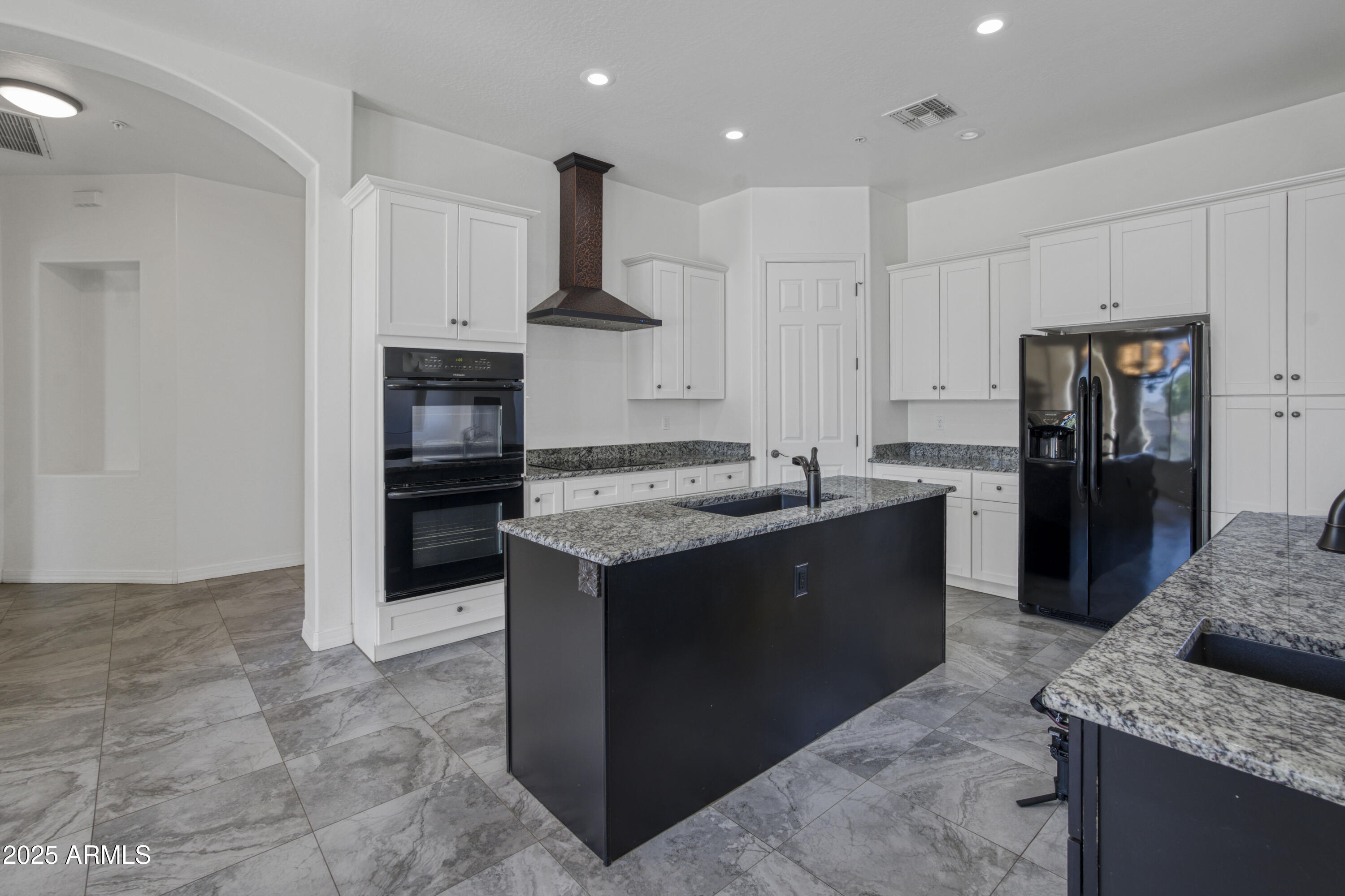 16209 W SKINNER Road