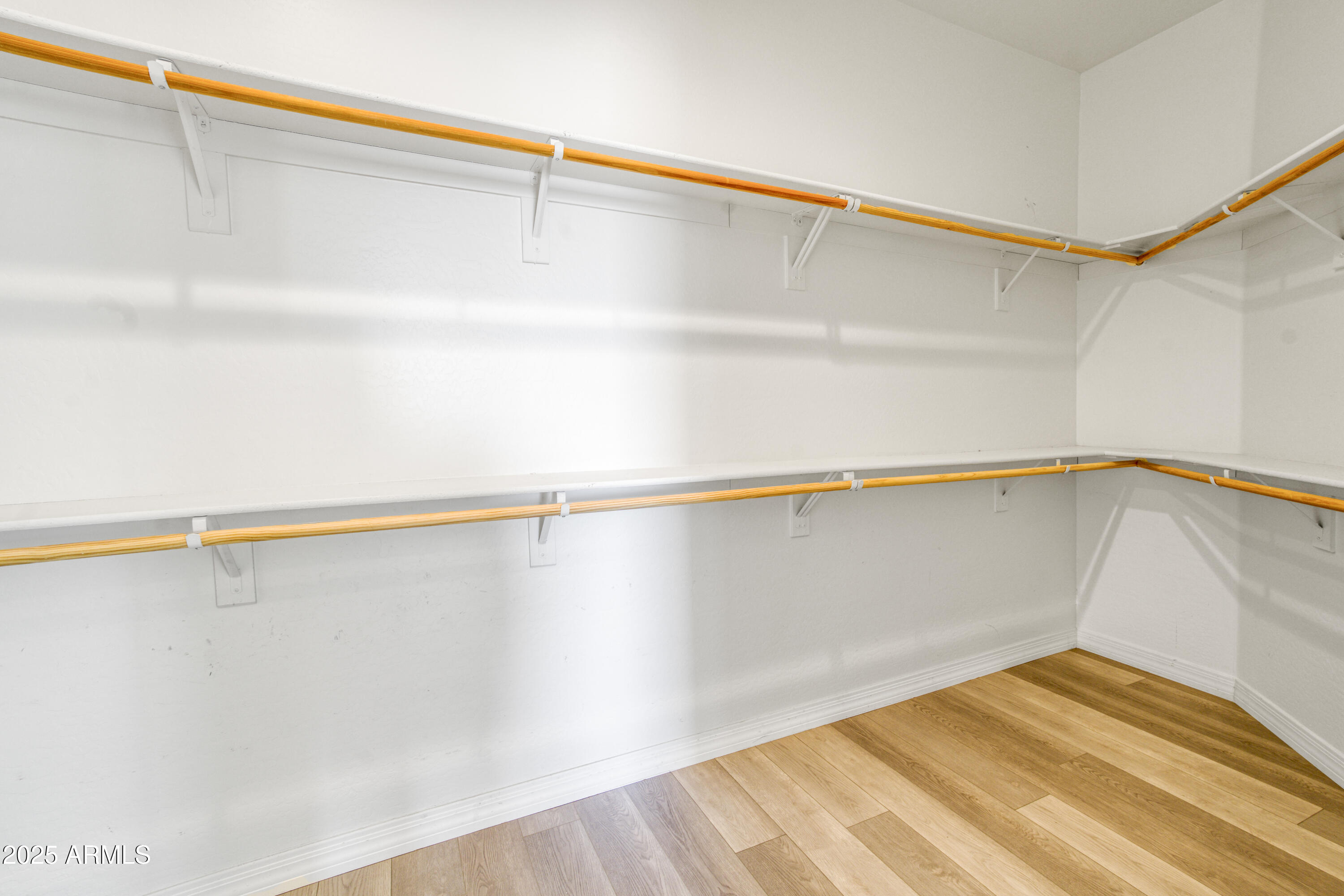 16209 W SKINNER Road