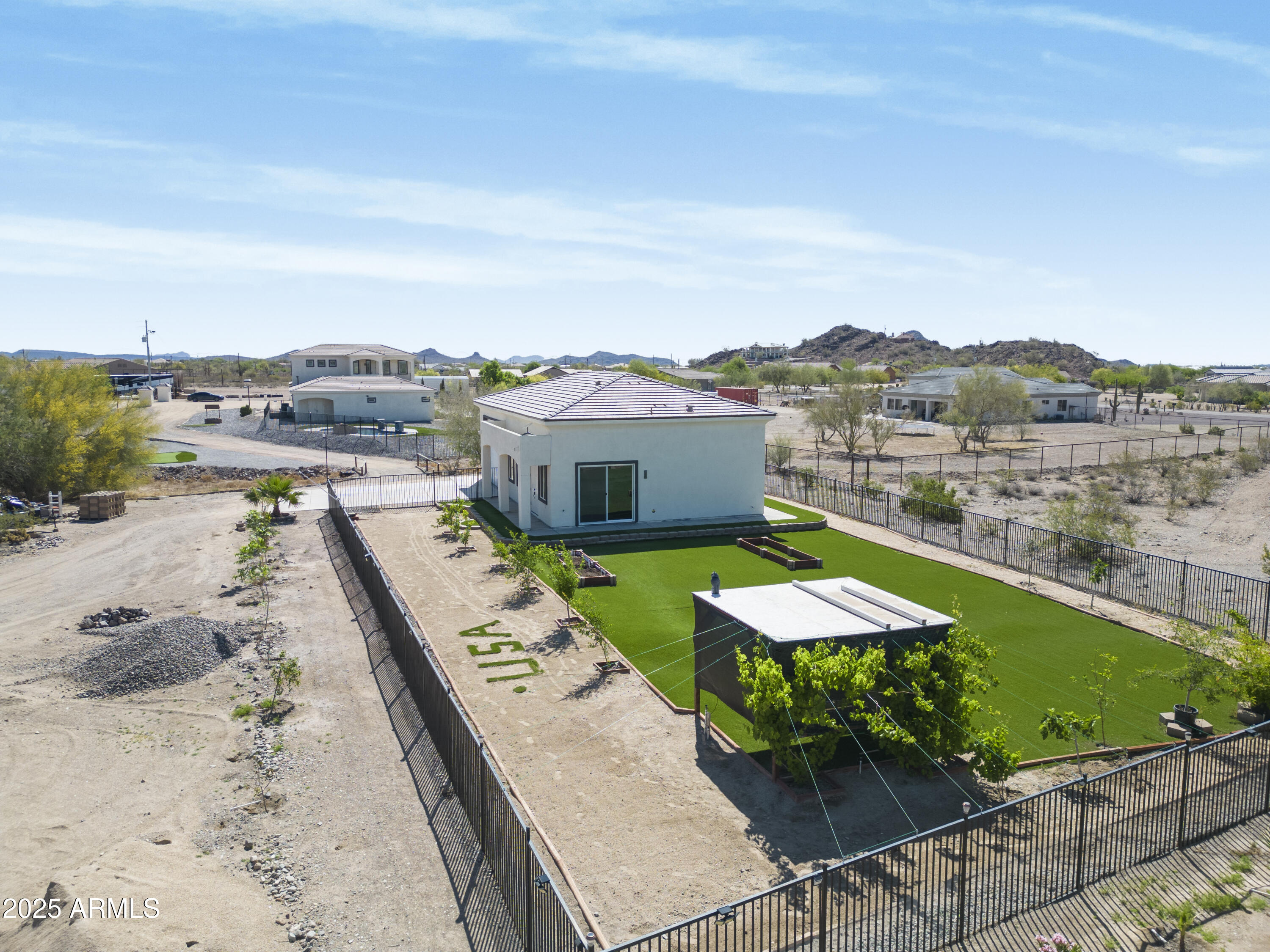 16209 W SKINNER Road