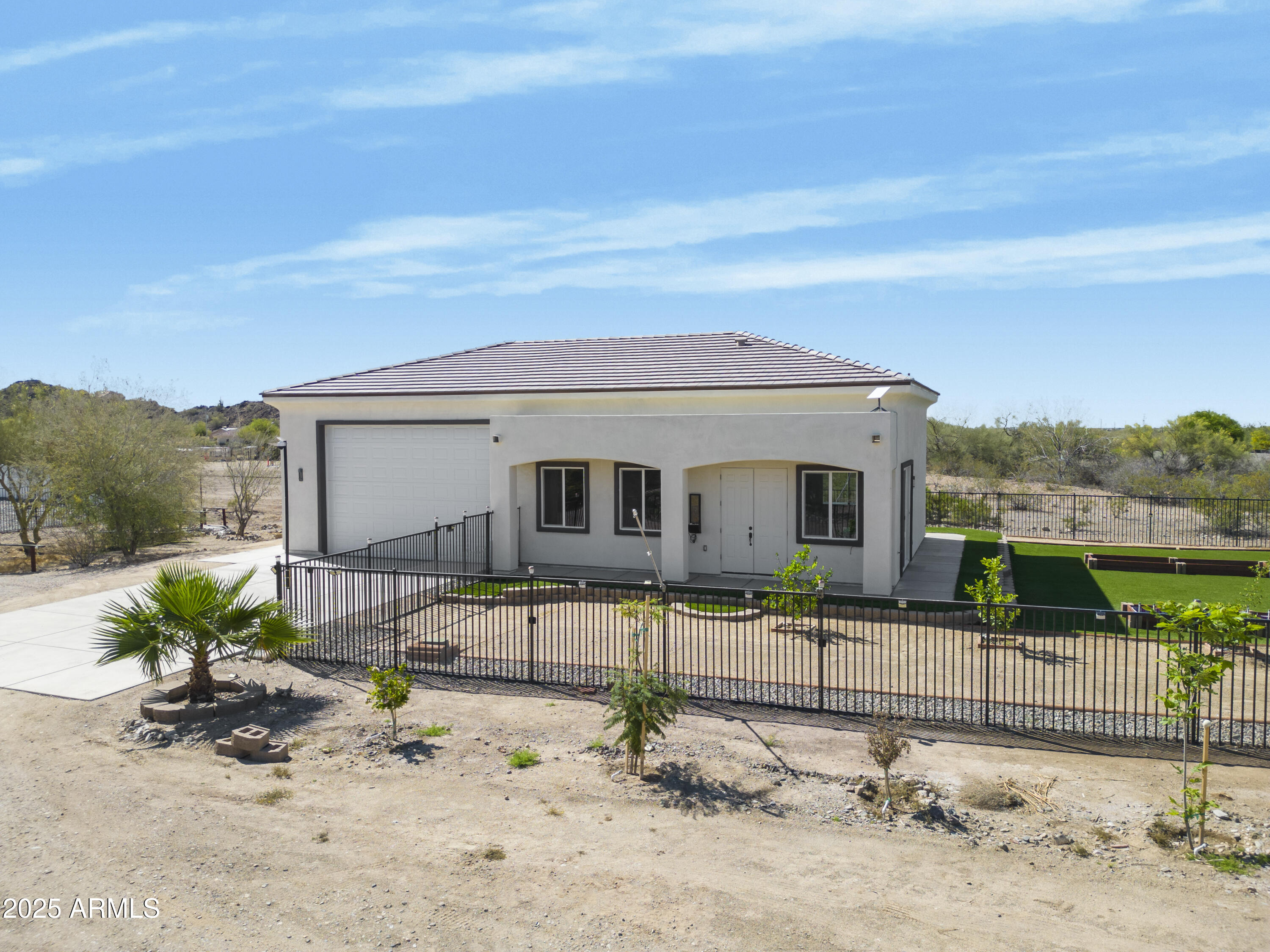 16209 W SKINNER Road