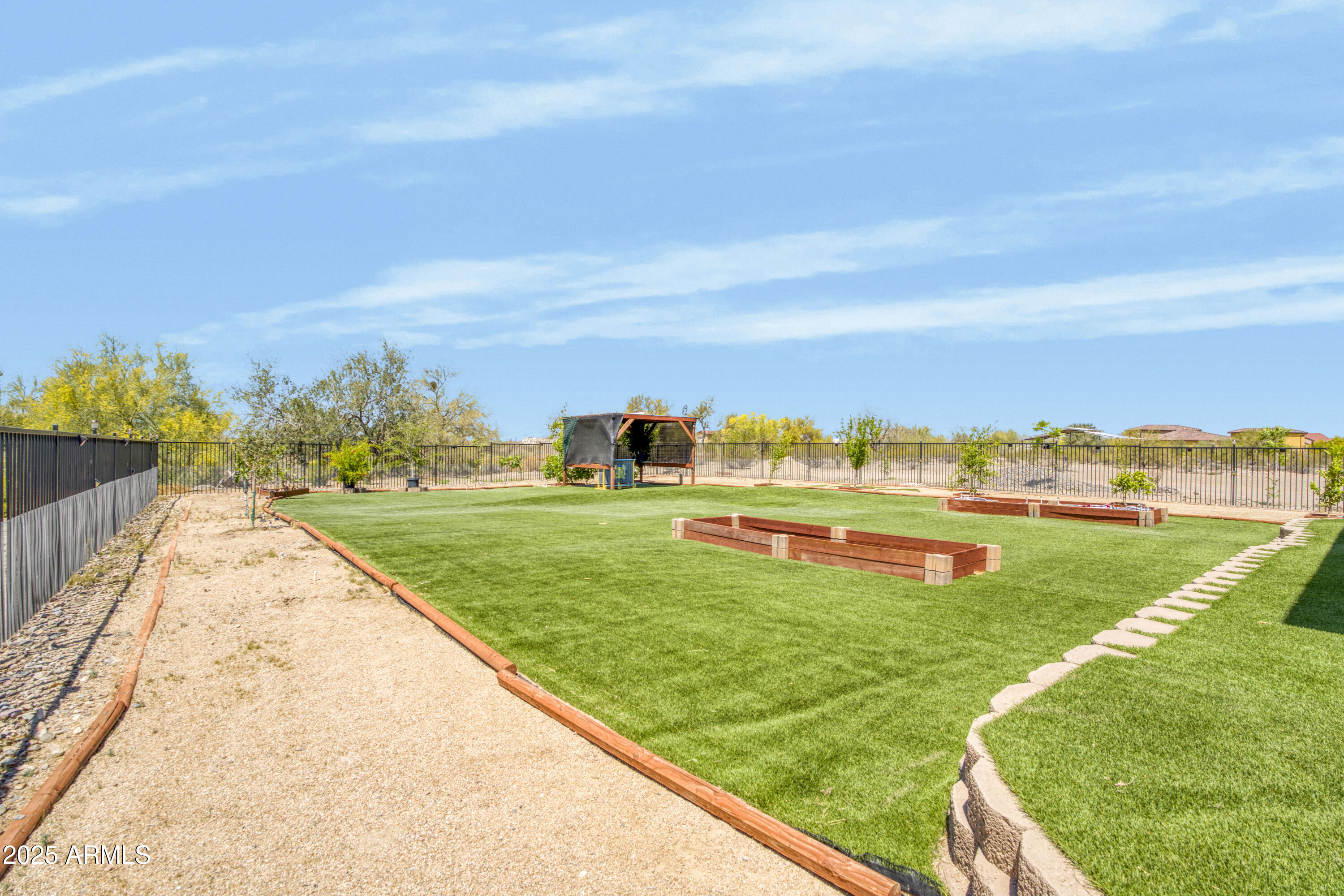 16209 W SKINNER Road