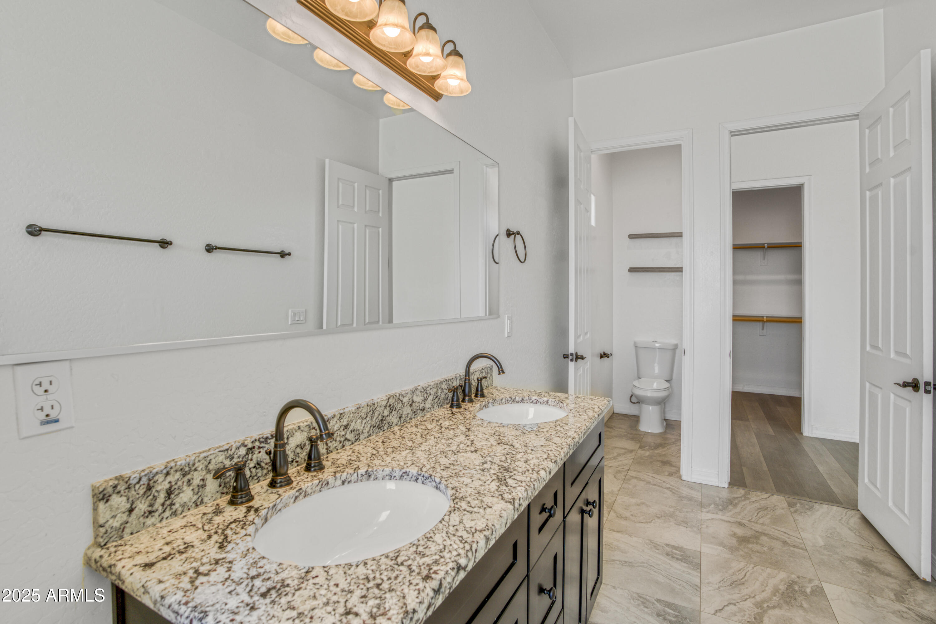 16209 W SKINNER Road