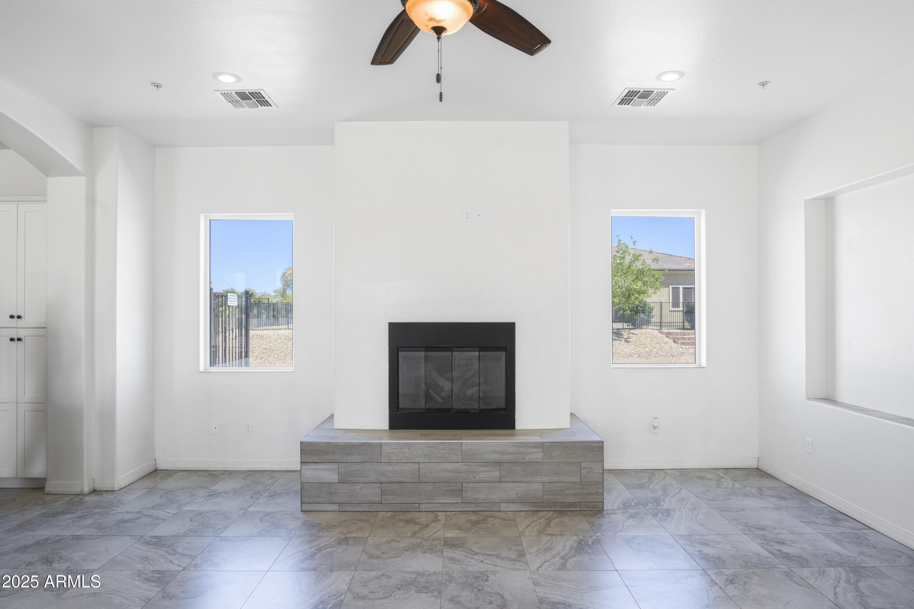 16209 W SKINNER Road