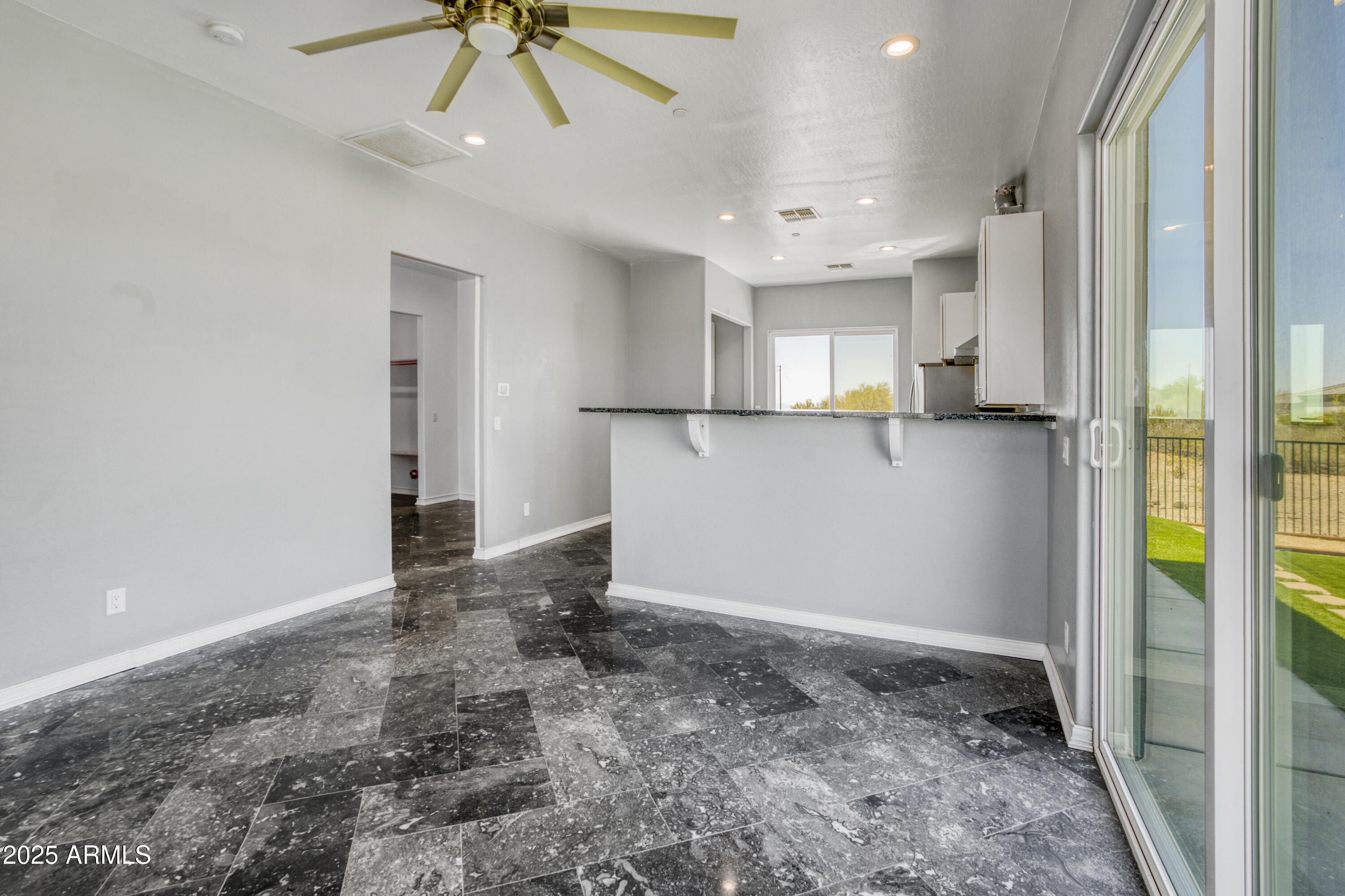 16209 W SKINNER Road