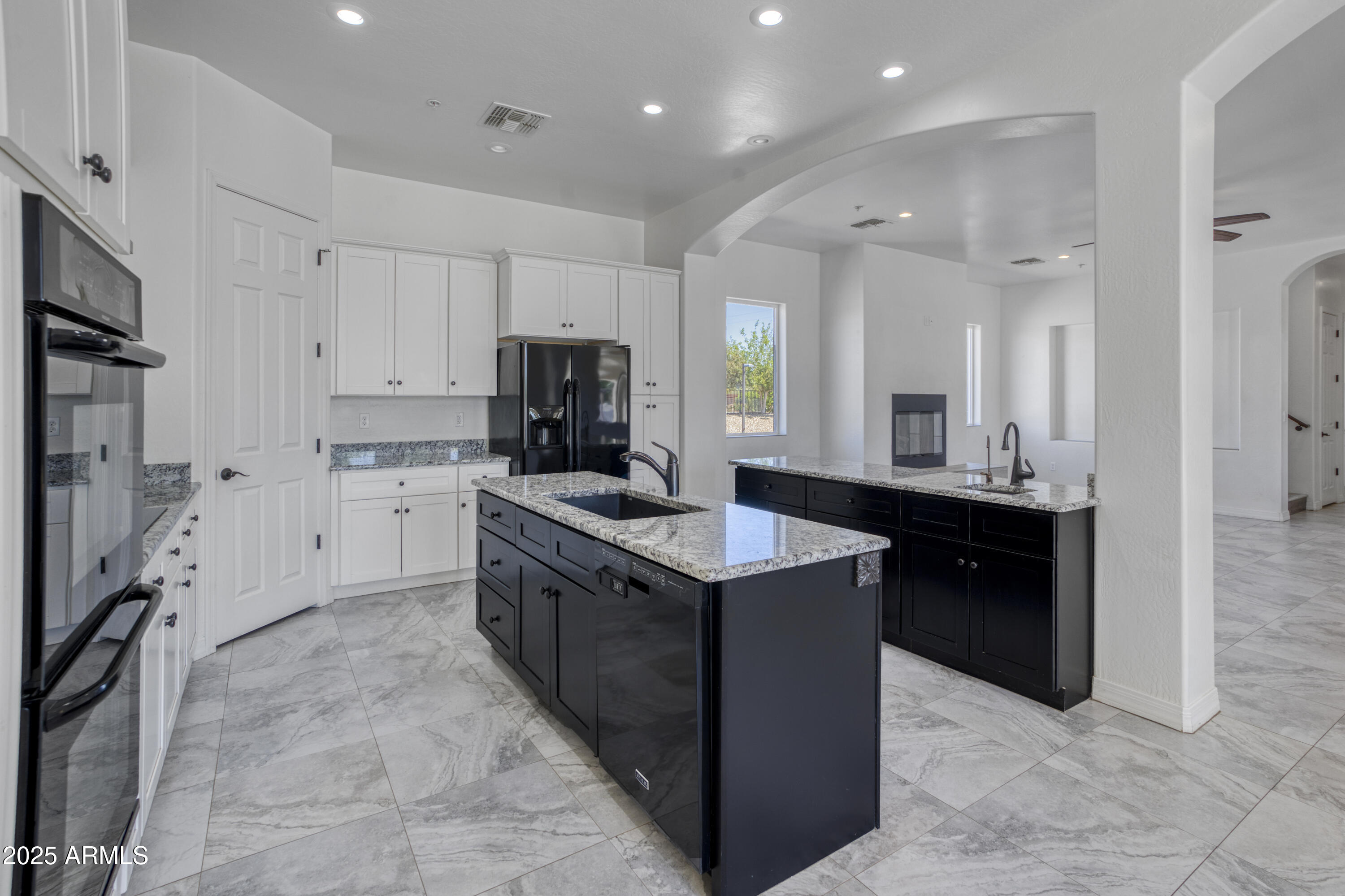 16209 W SKINNER Road