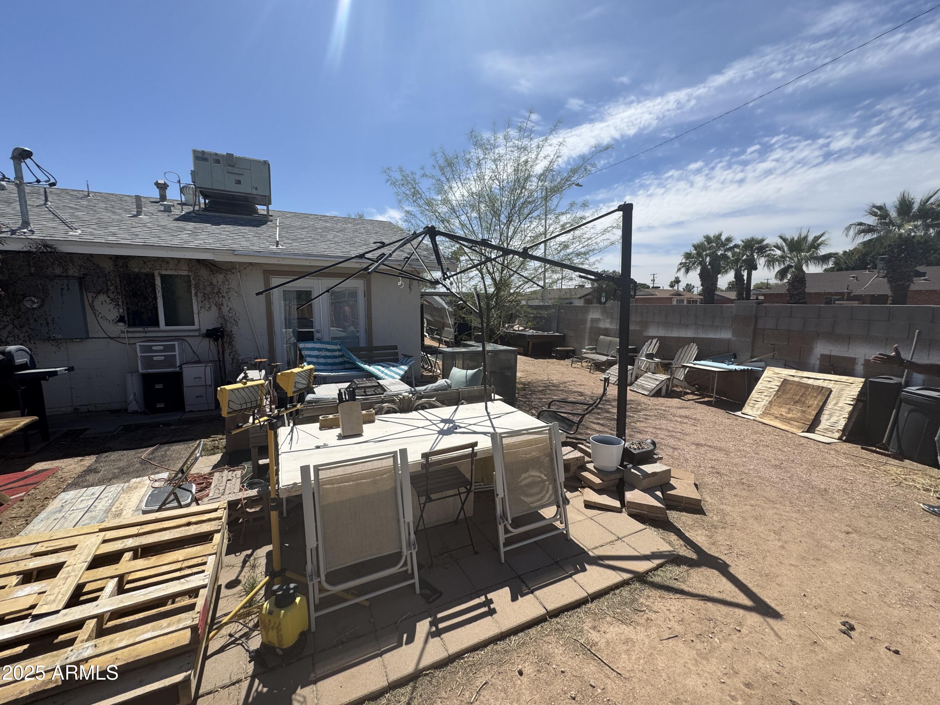 8702 E VERNON Avenue, 0