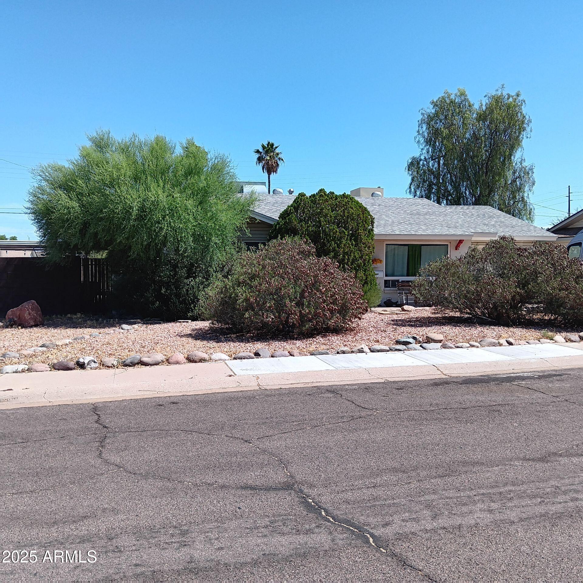 8702 E VERNON Avenue, 0