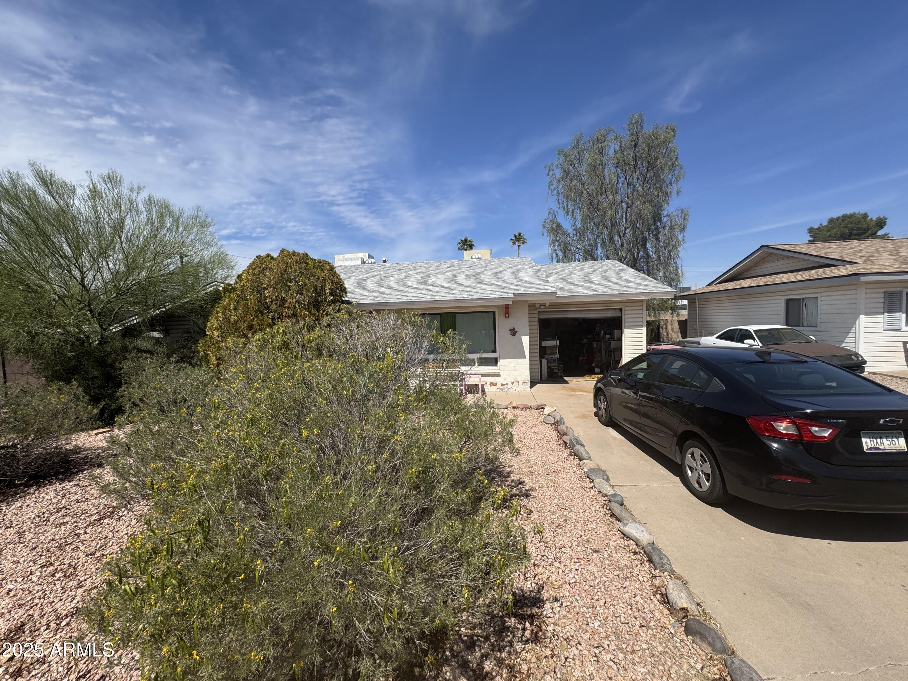 8702 E VERNON Avenue, 0