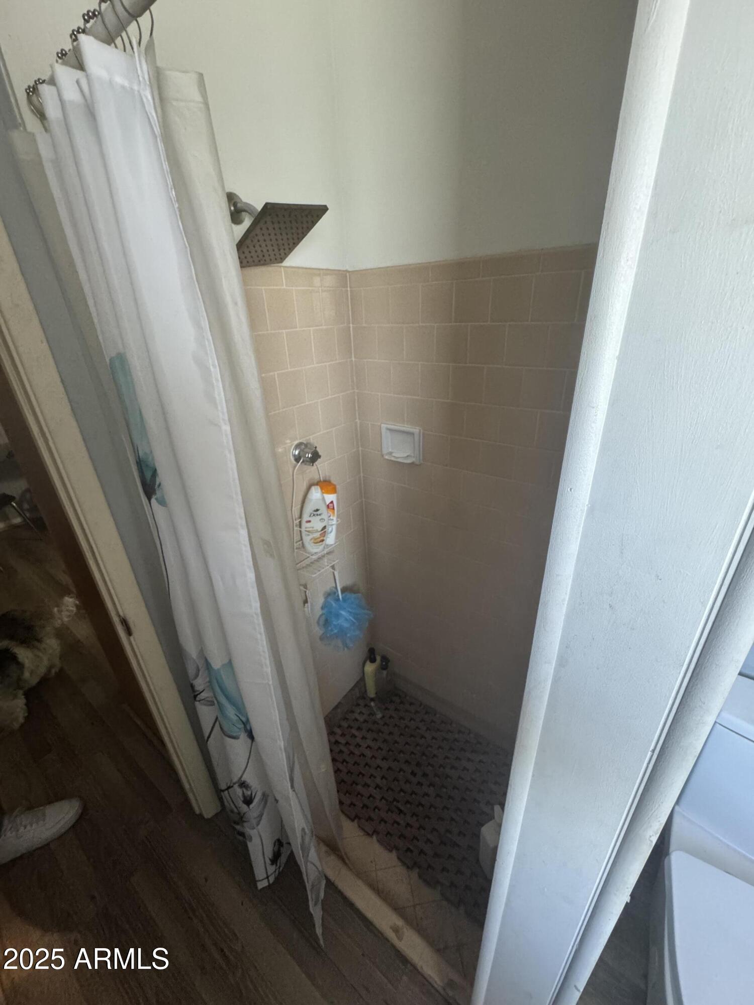 8702 E VERNON Avenue, 0