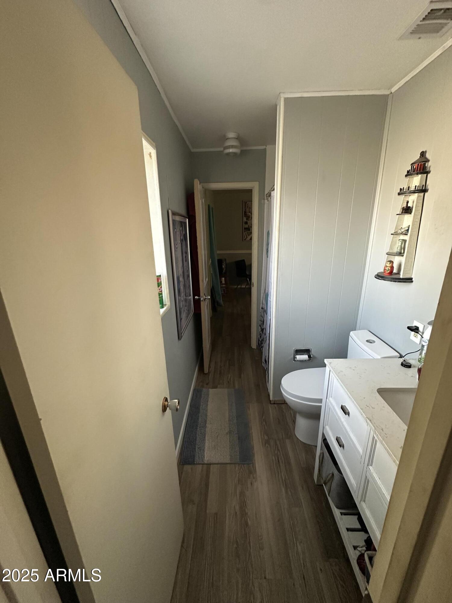 8702 E VERNON Avenue, 0