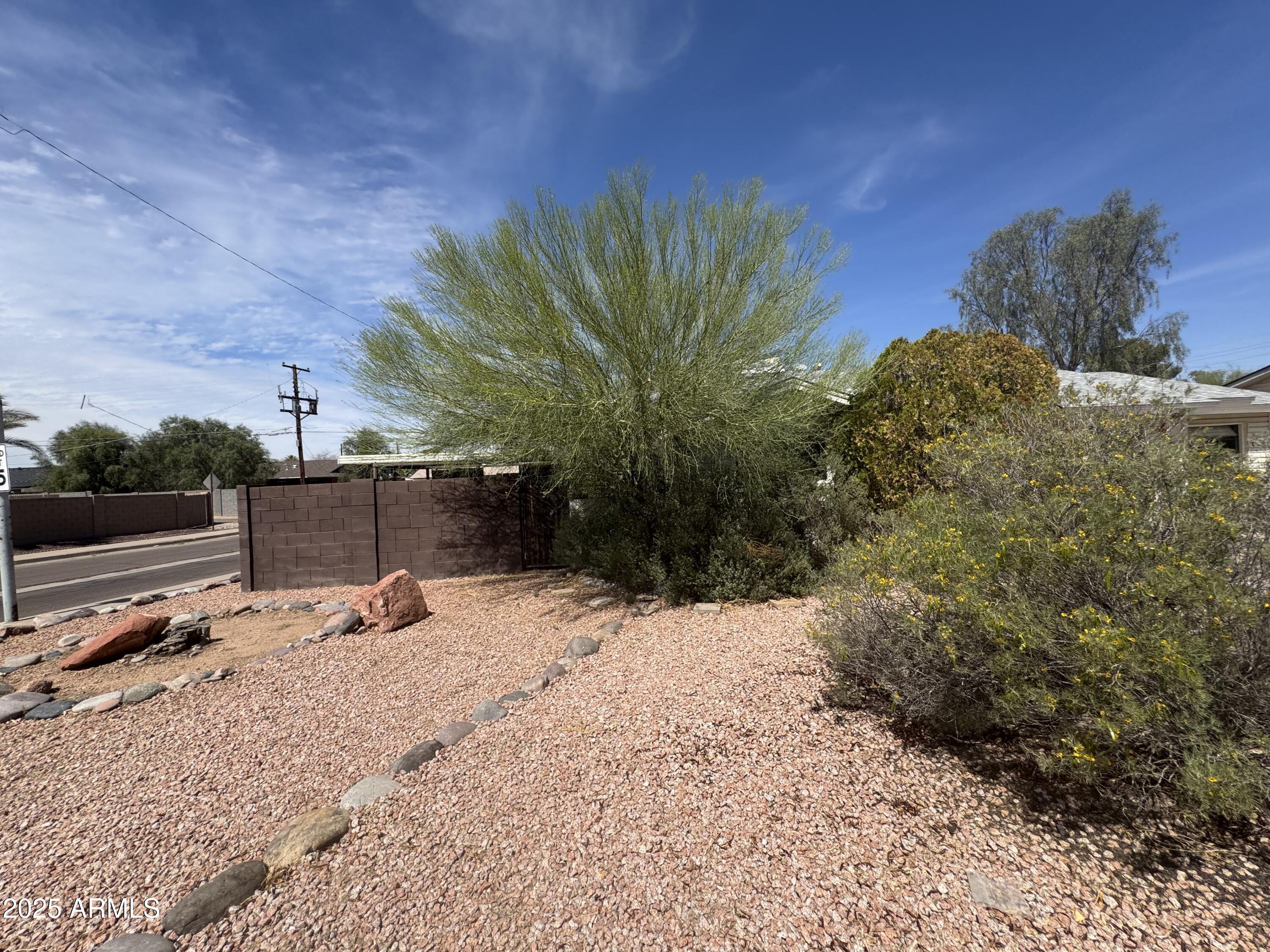 8702 E VERNON Avenue, 0