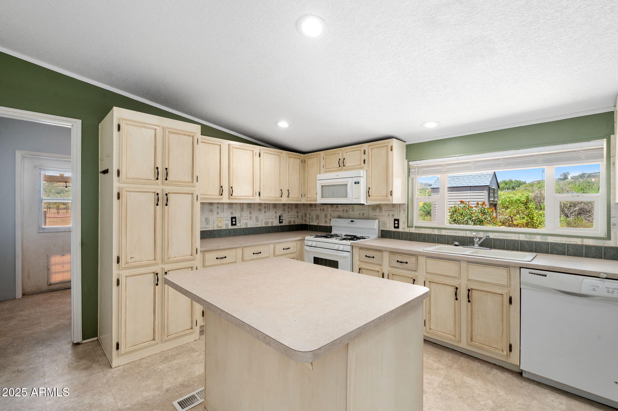 1100 N SUMMER SWEET Lane