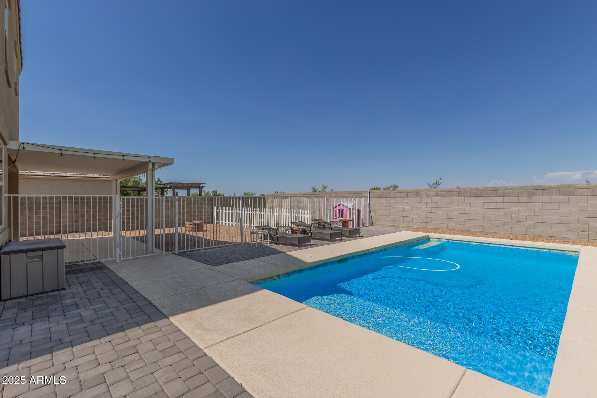 30716 W AMELIA Avenue