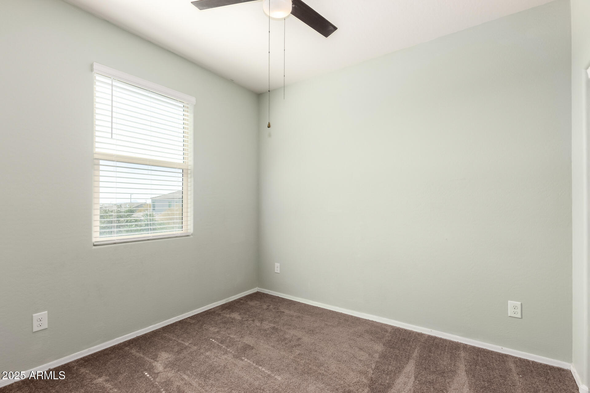 30716 W AMELIA Avenue