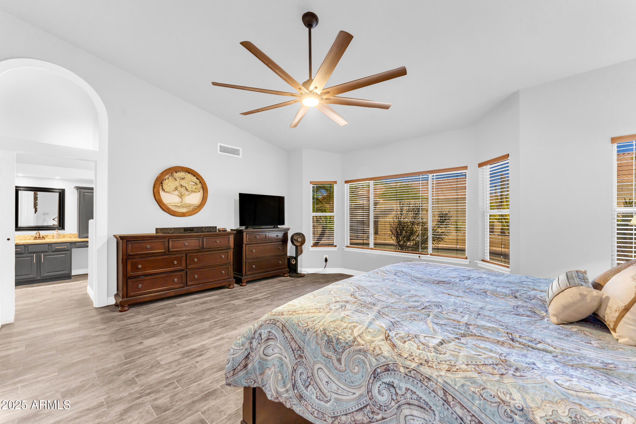 10763 S MUSTANG Drive