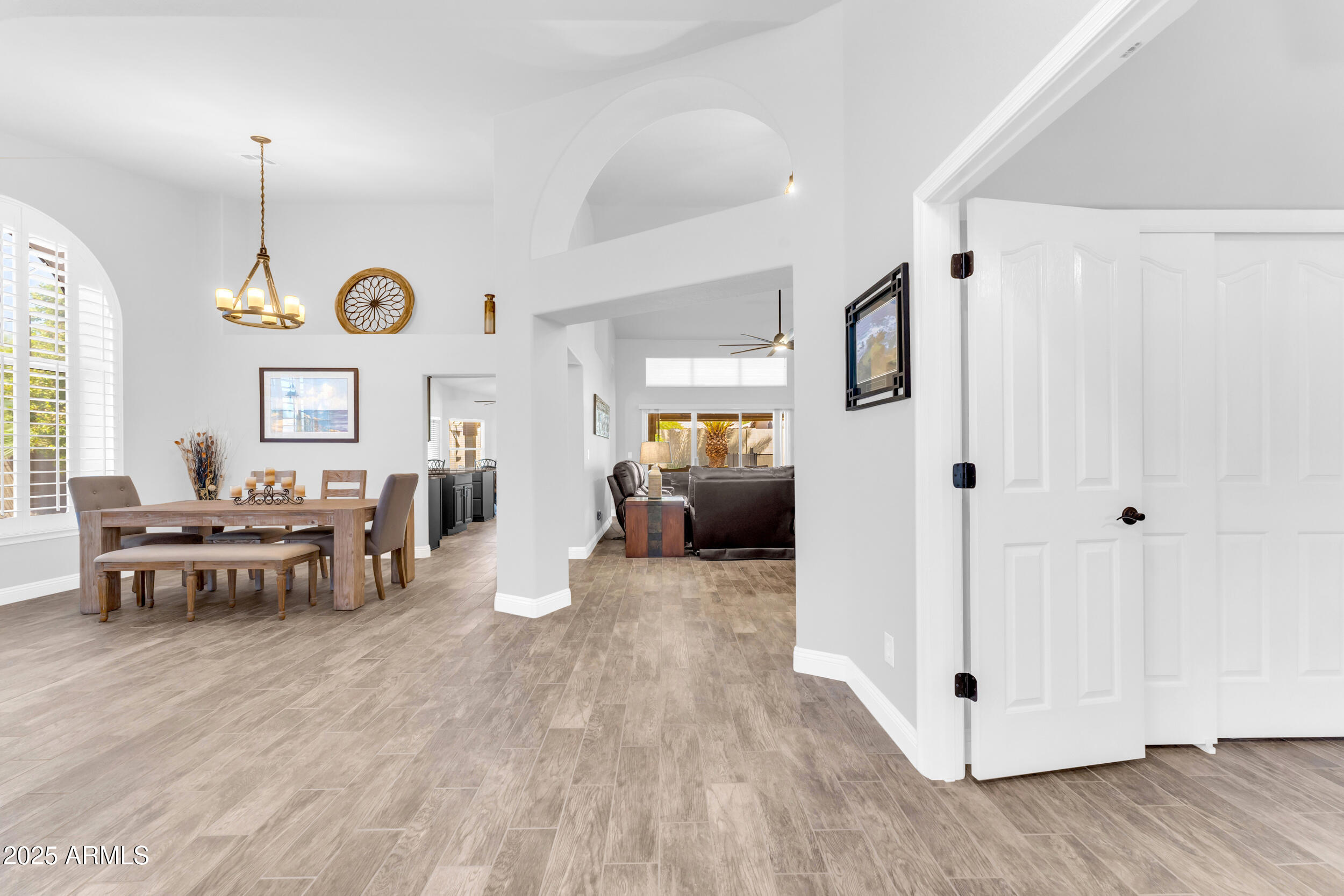 10763 S MUSTANG Drive