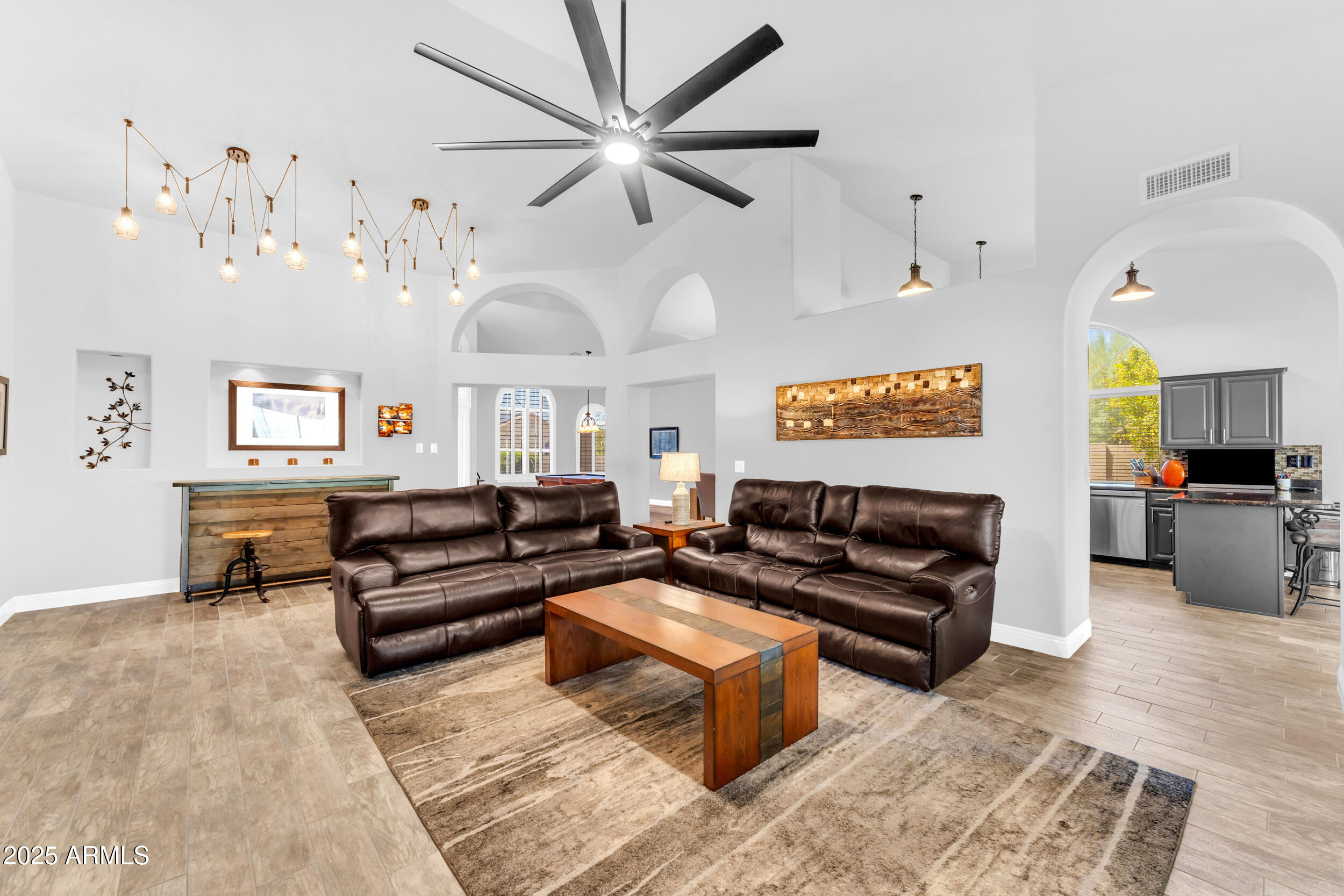 10763 S MUSTANG Drive