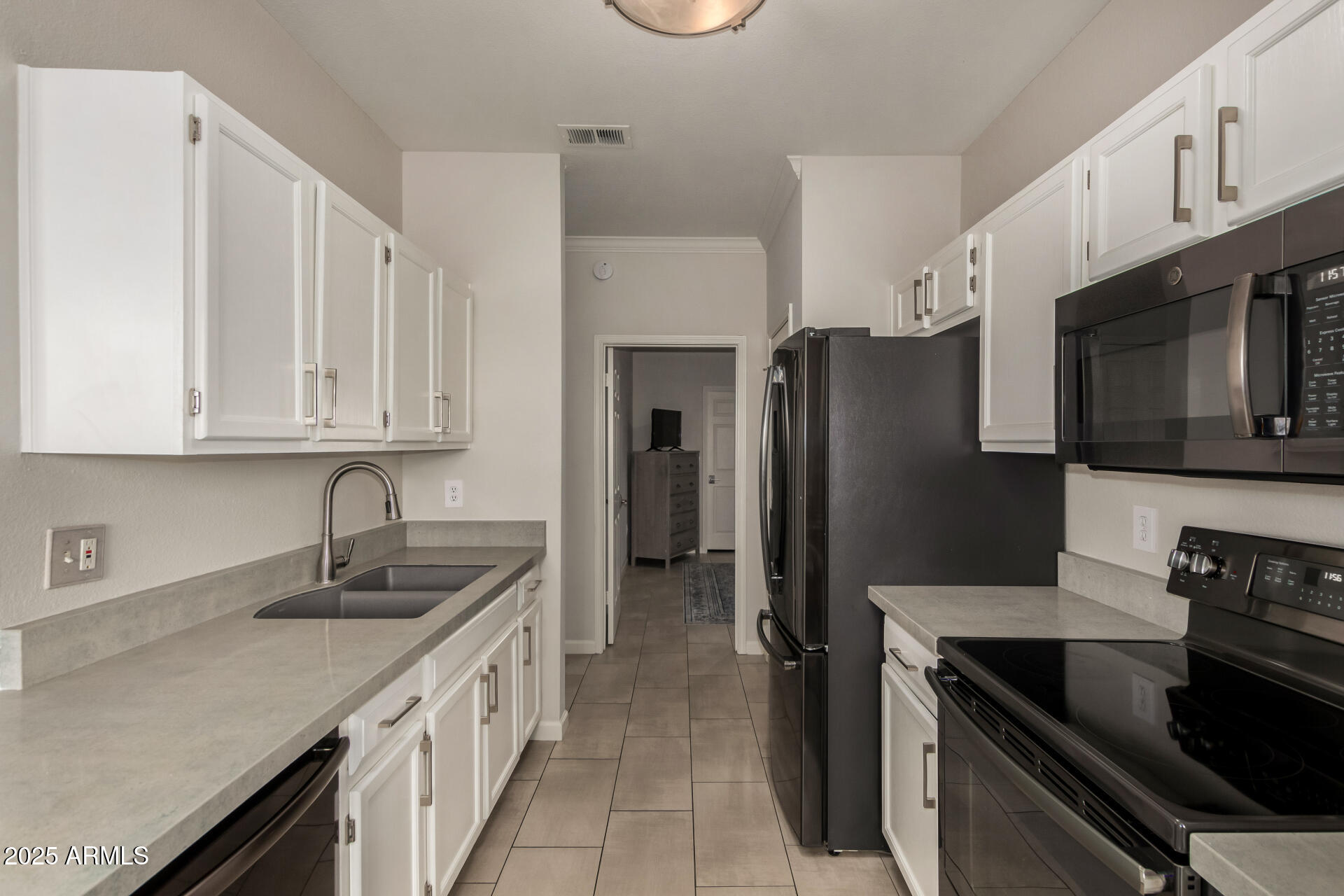 7009 E ACOMA Drive, 1101