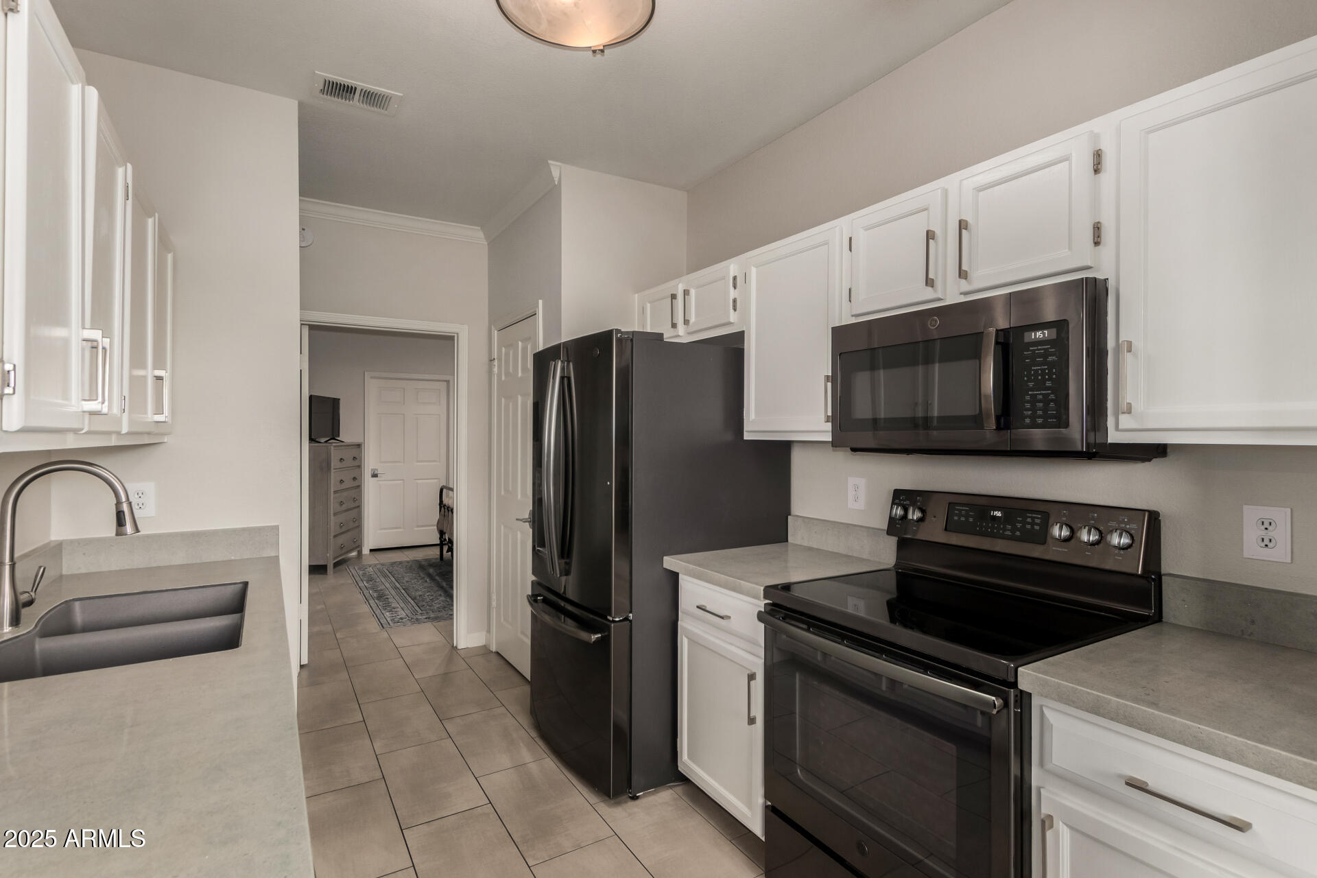 7009 E ACOMA Drive, 1101