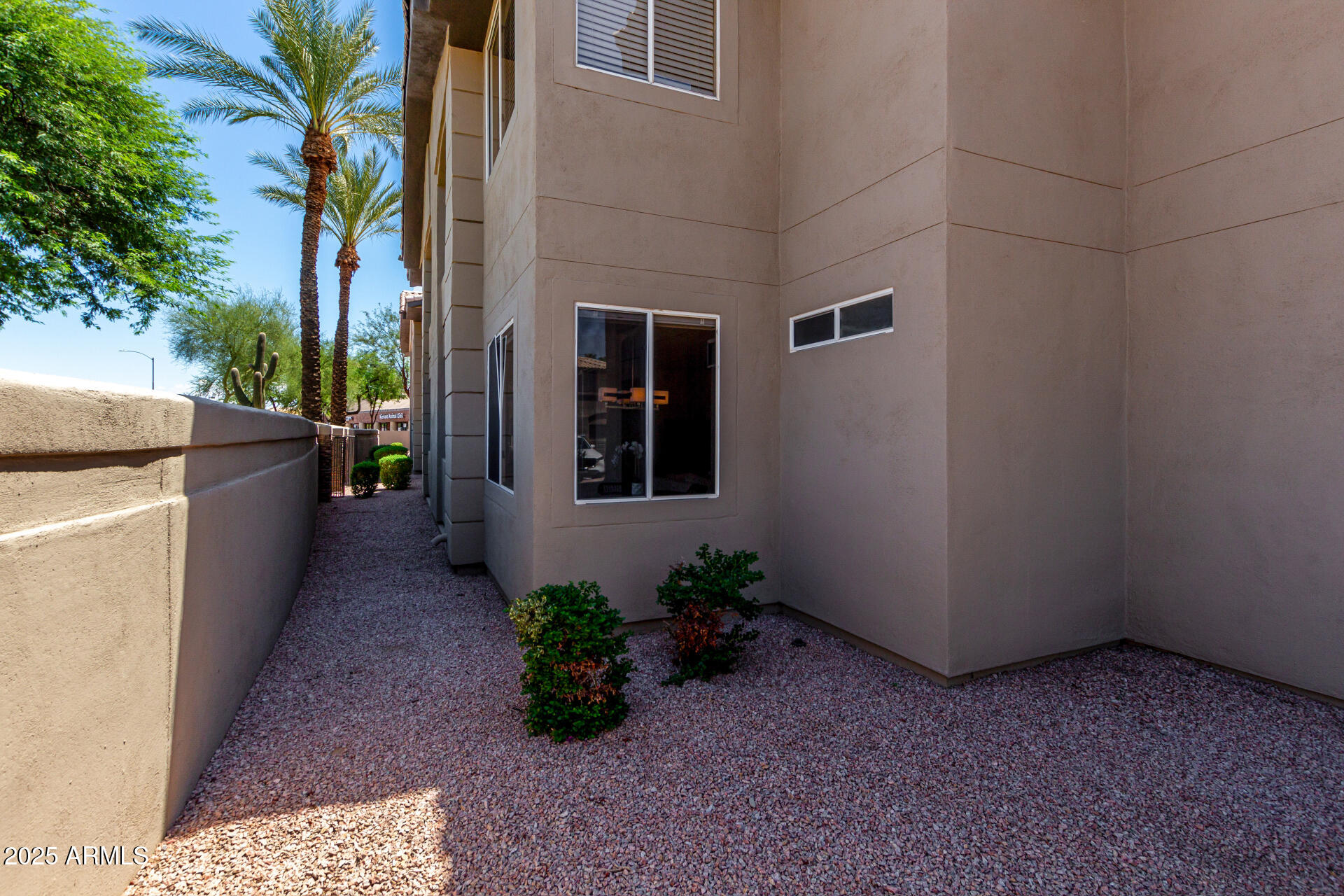 7009 E ACOMA Drive, 1101