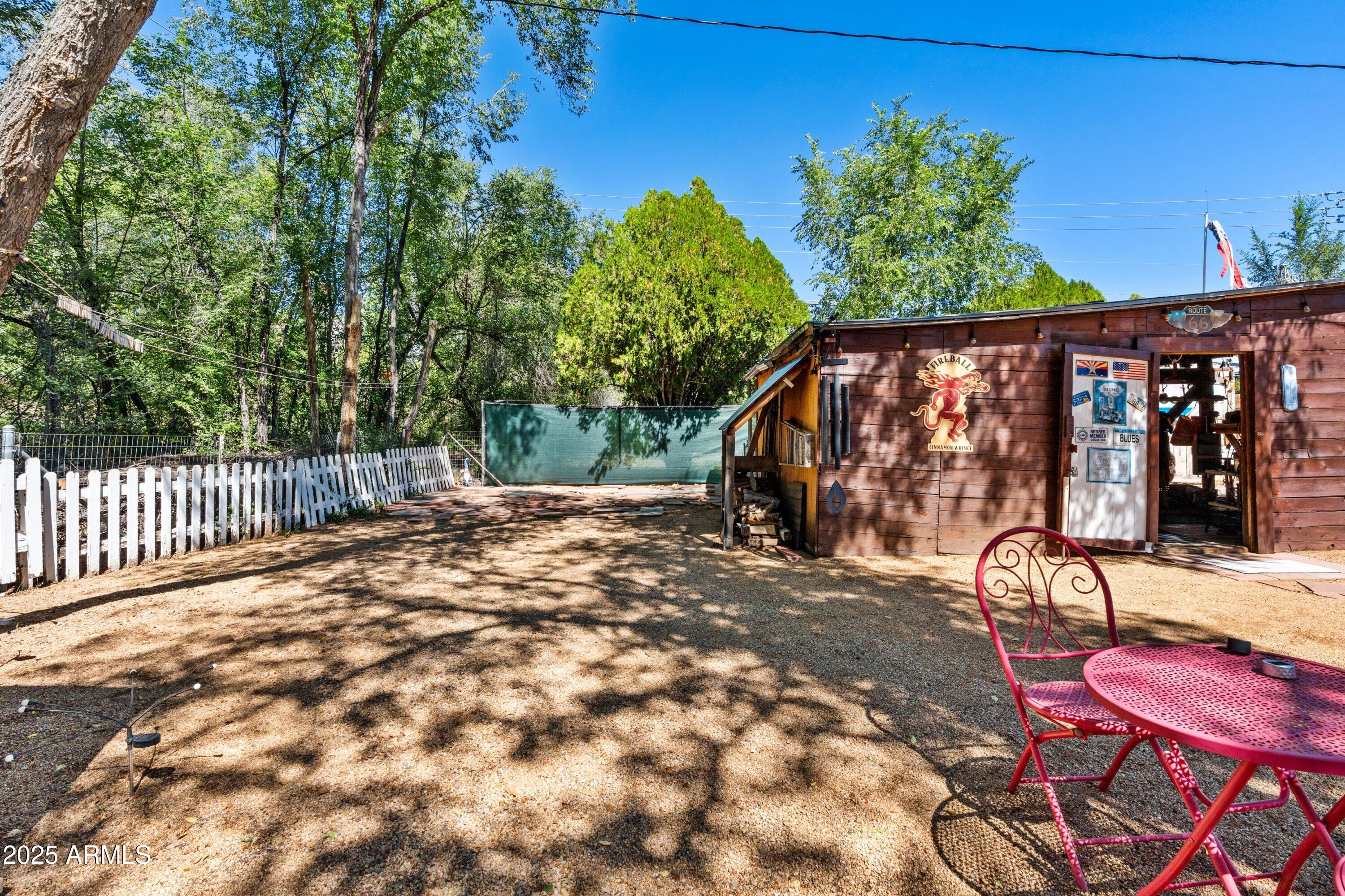 206 S VIRGINIA Street