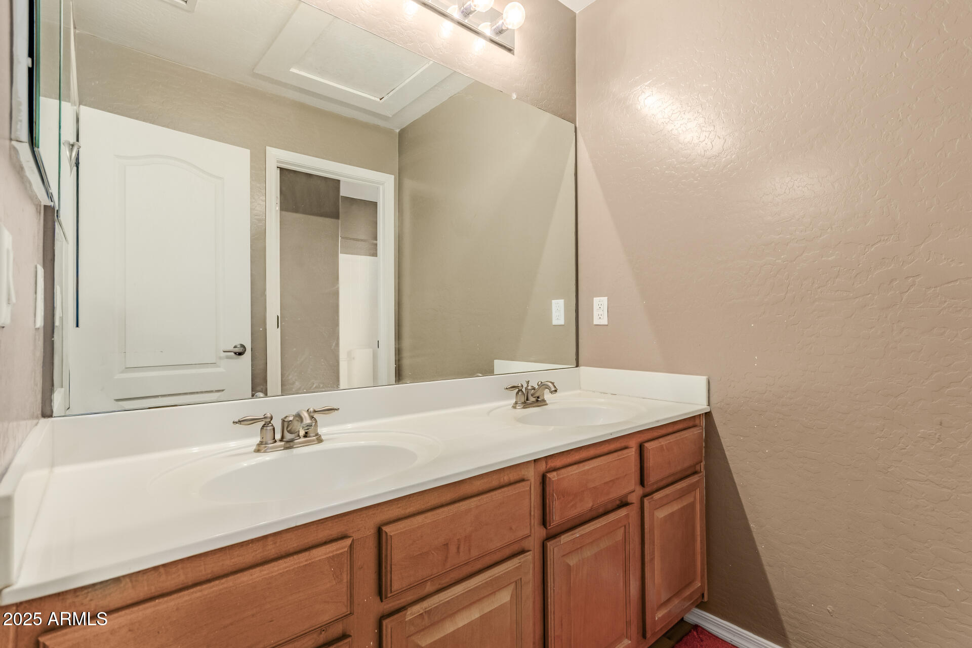 33735 N LEGEND HILLS Trail