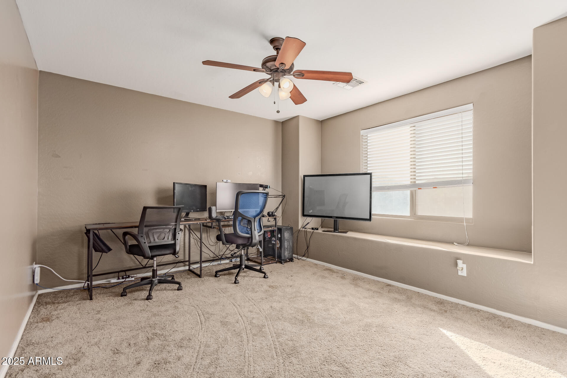 33735 N LEGEND HILLS Trail