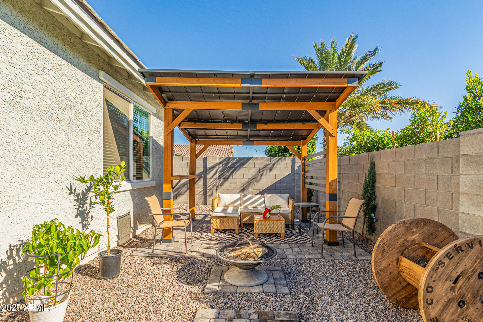 17763 W MONTE LINDO Lane