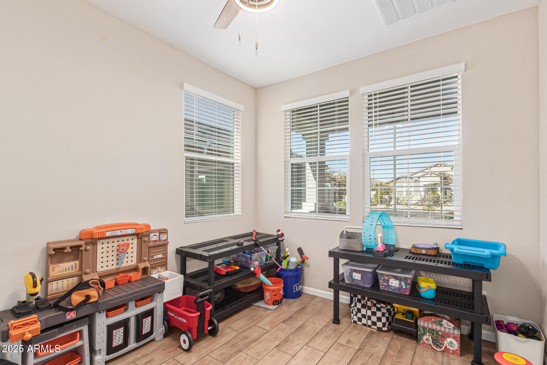 17763 W MONTE LINDO Lane